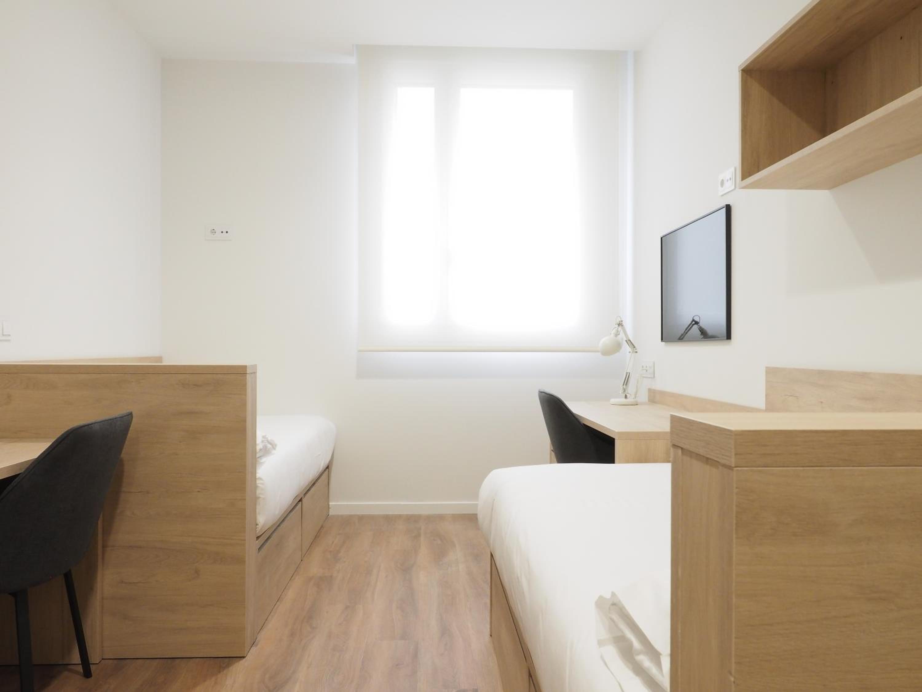 Double Room - Photo 14