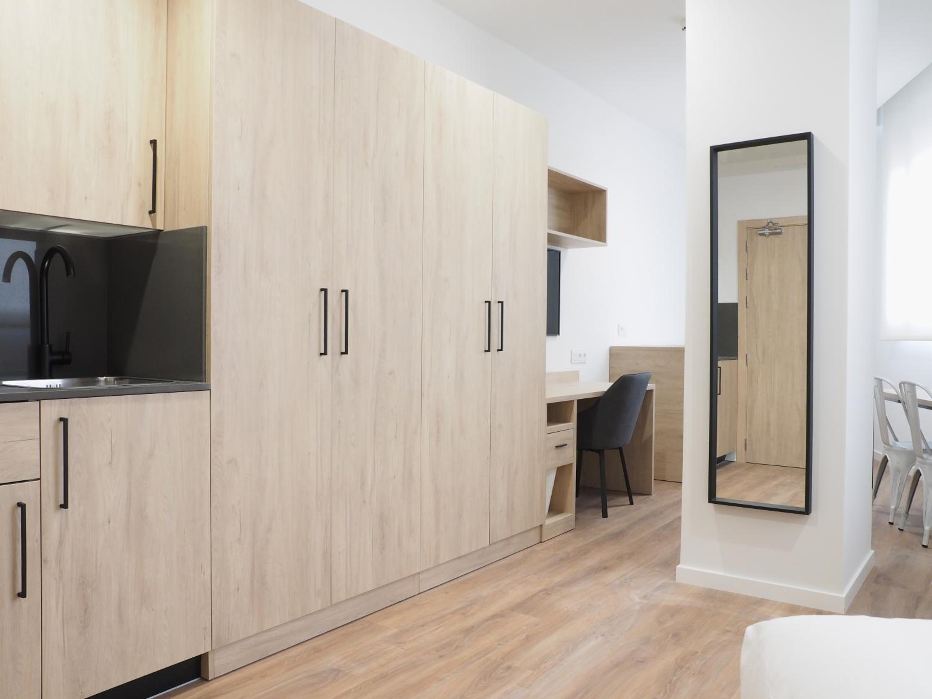 Double Room - Photo 4