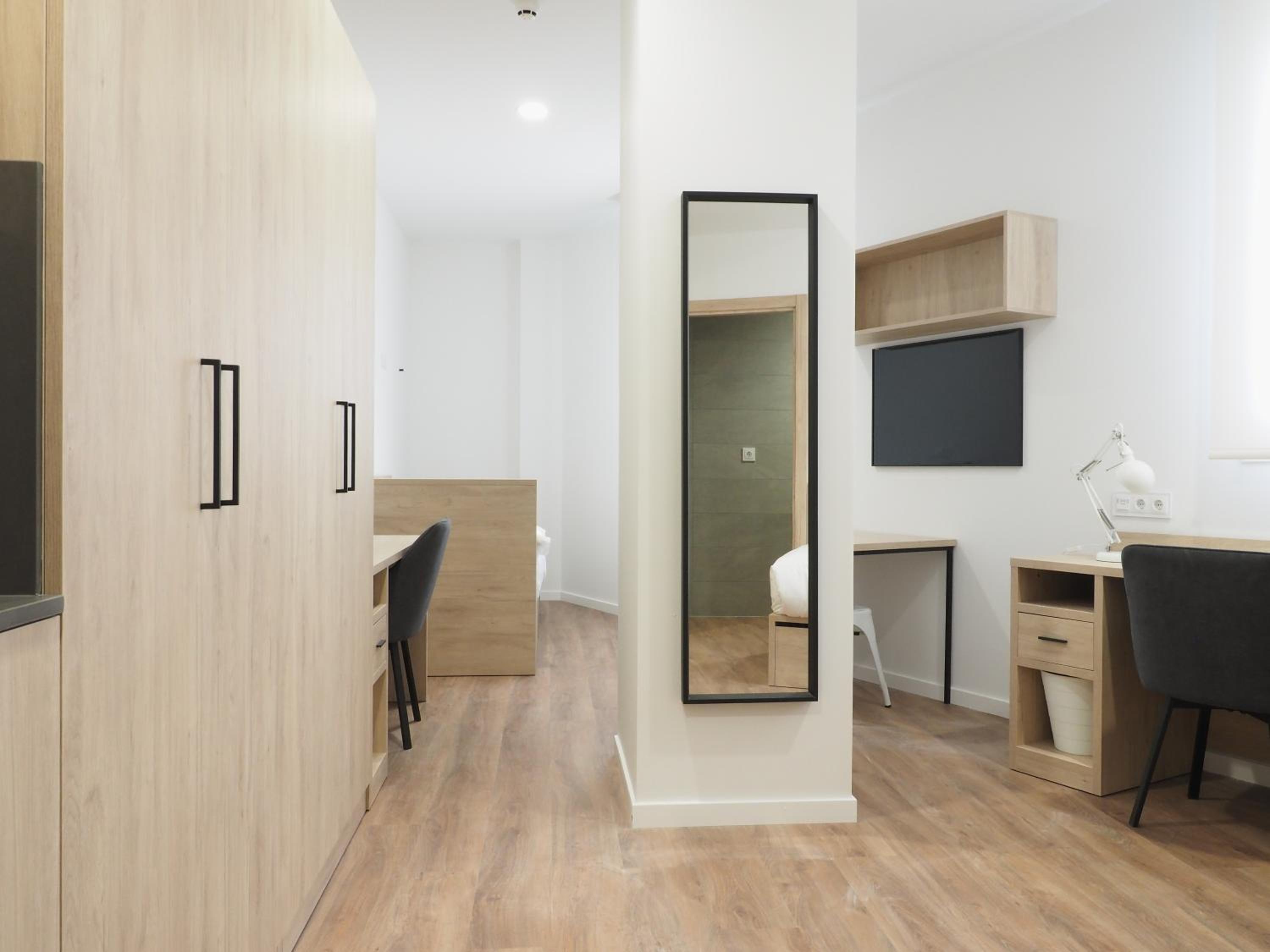 Double Room - Photo 2