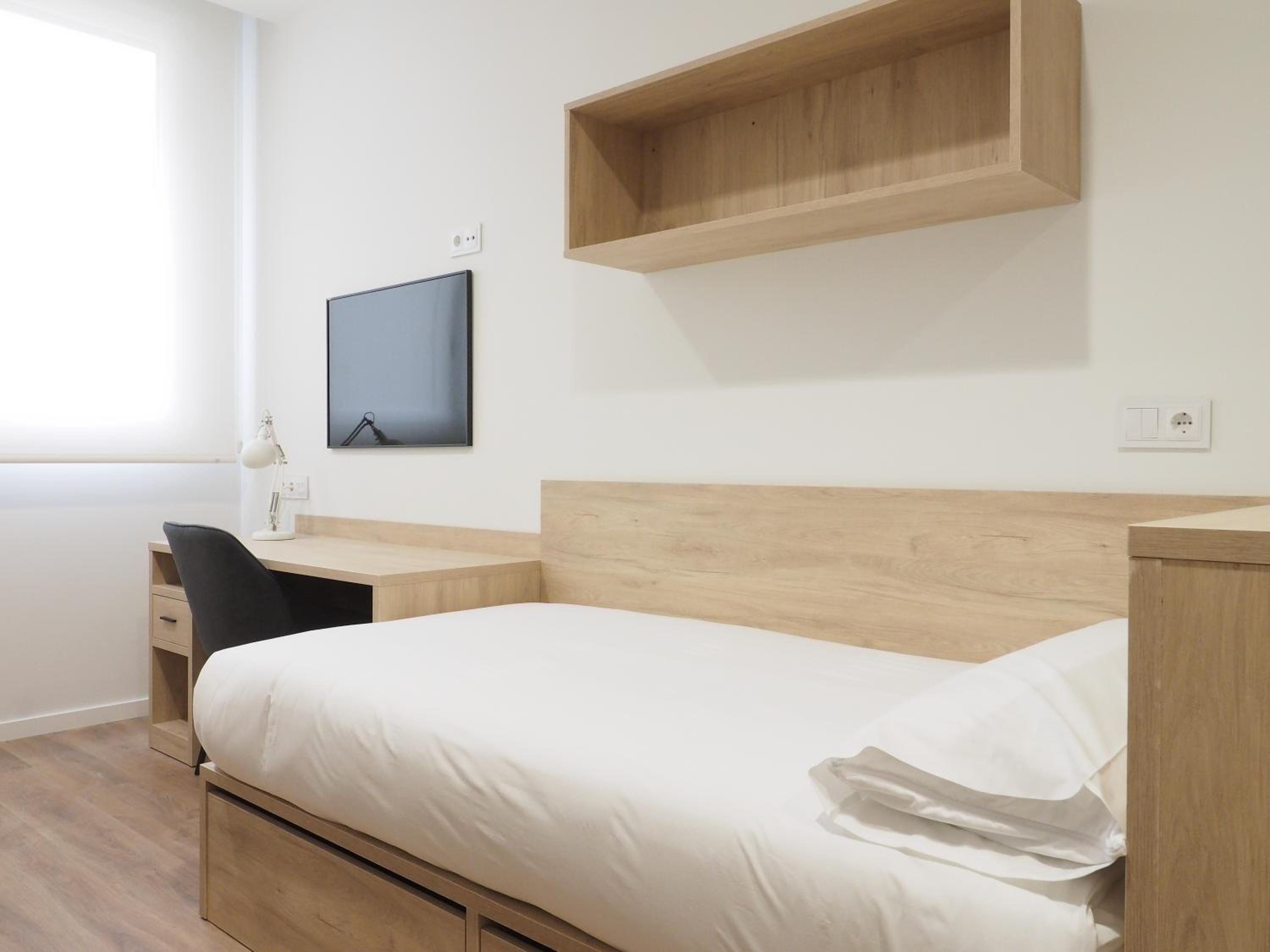 Double Room - Photo 9