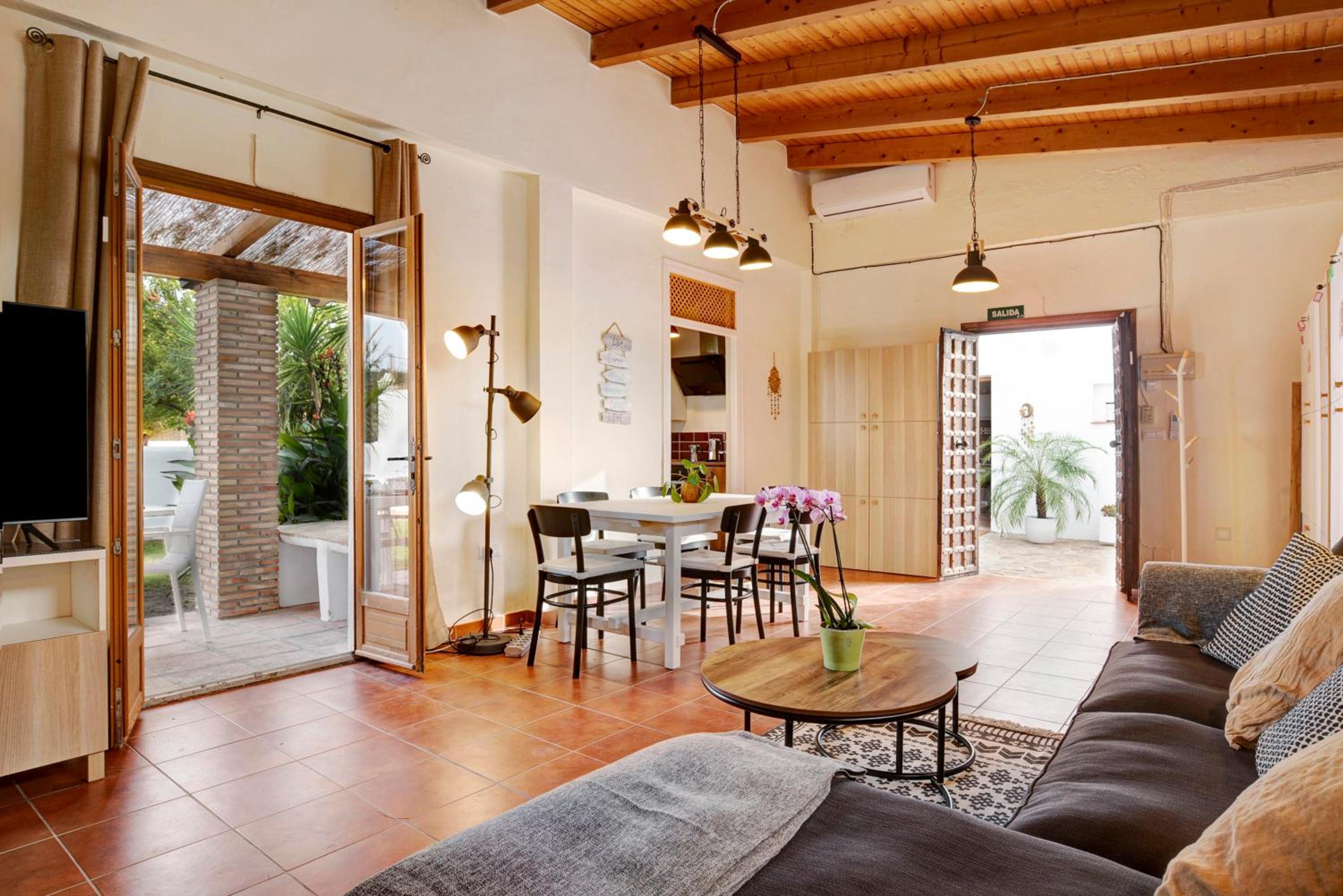 Superior Apartment with City View