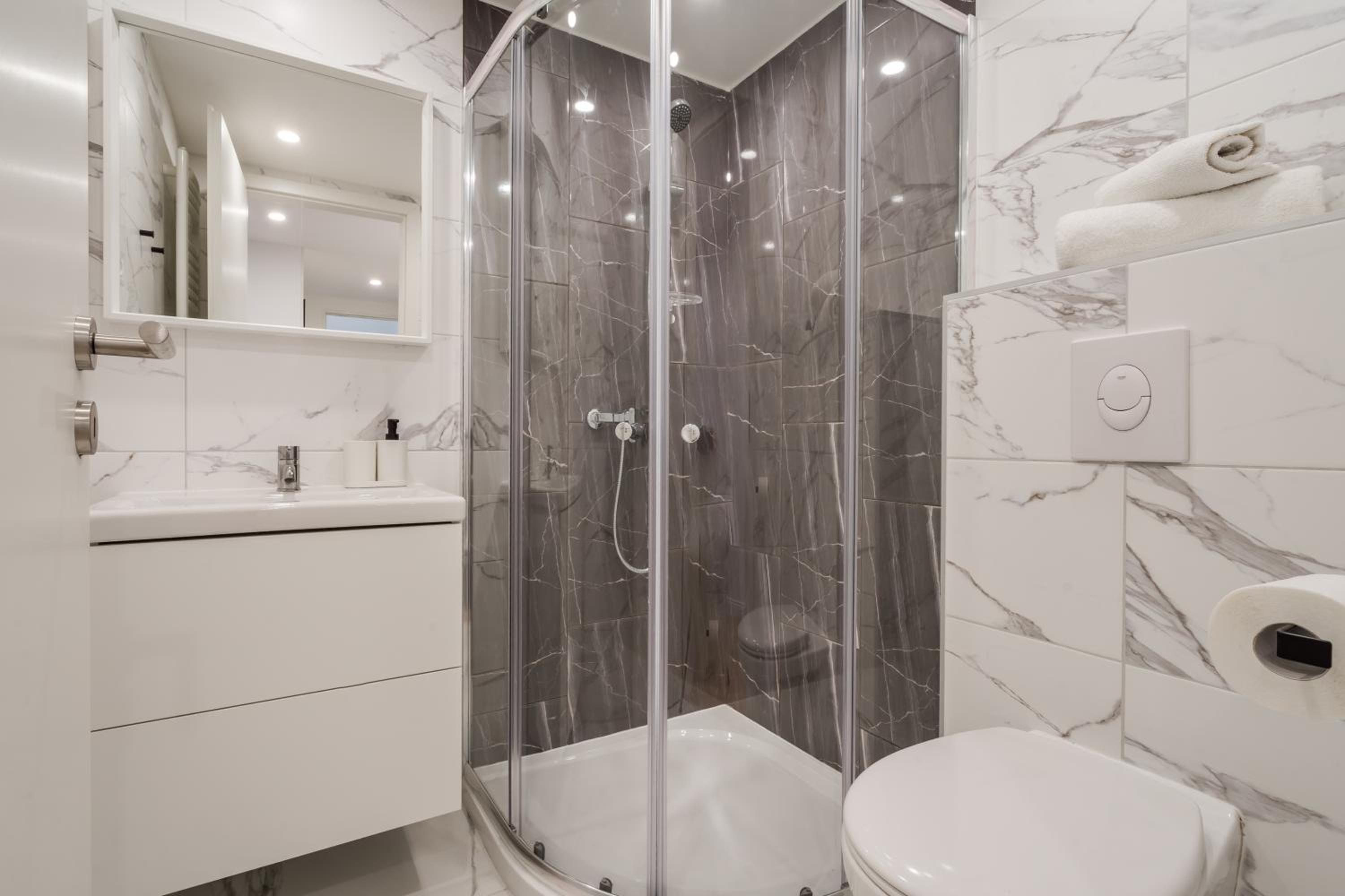 Superior Apartment with Gallery - Photo 44