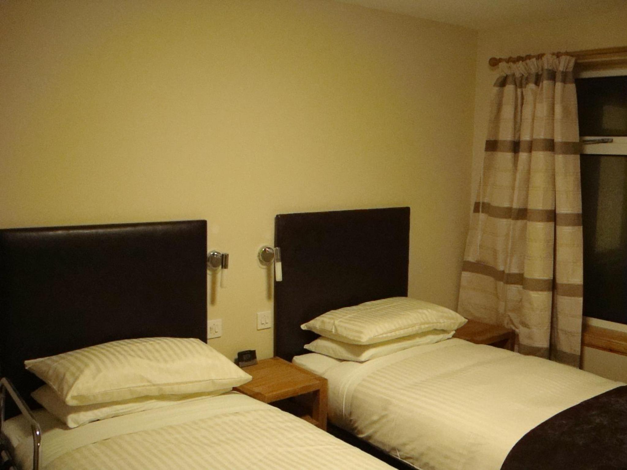 Family Room photo 2