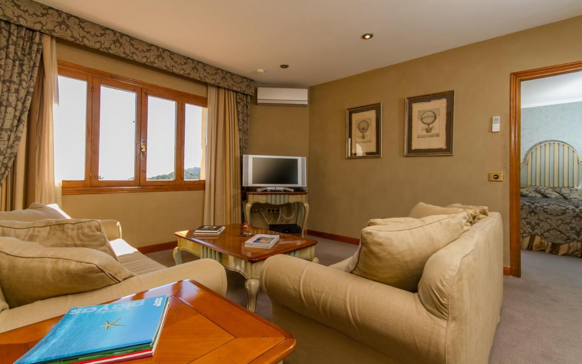 Suite with Terrace photo 2