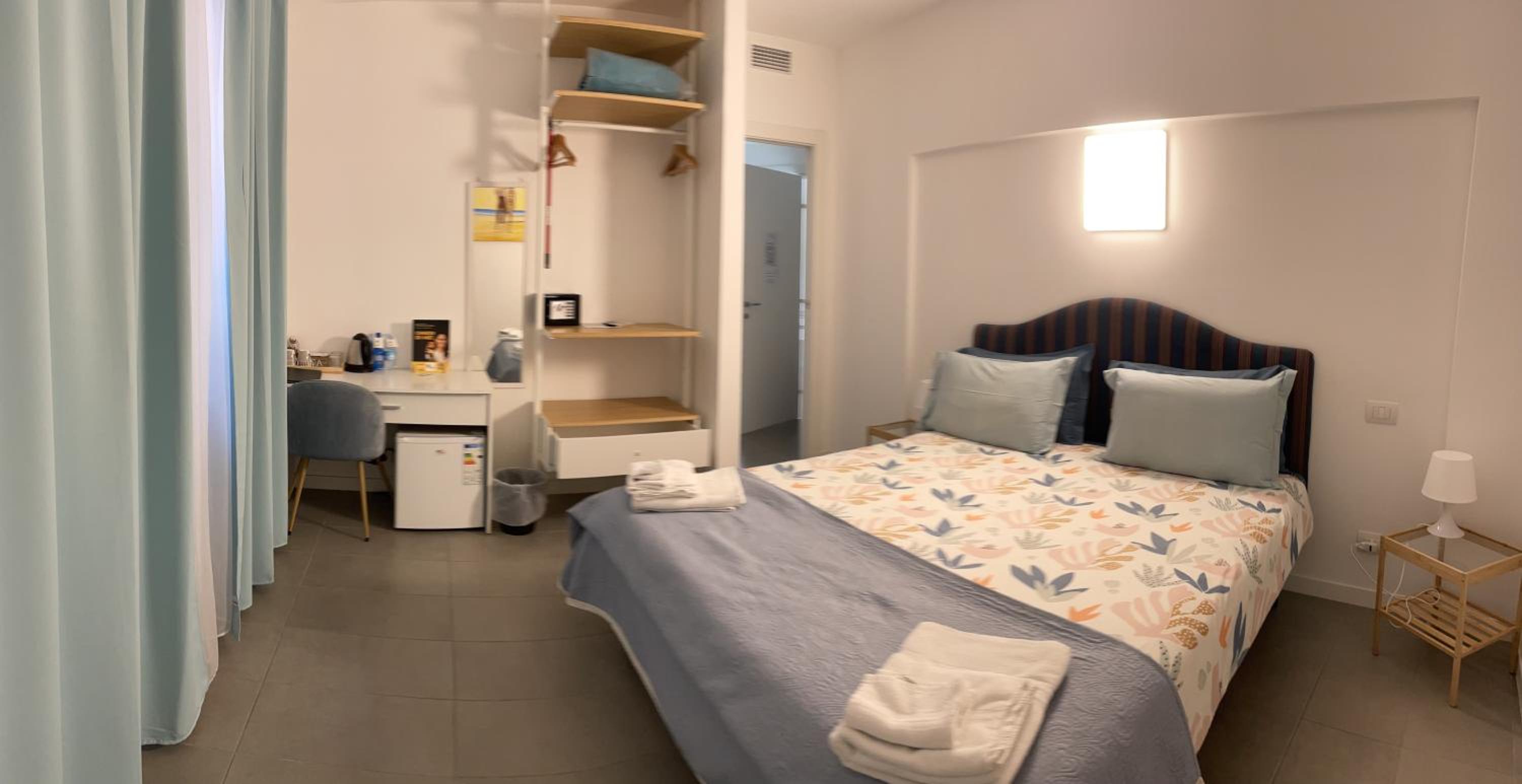 Double Room with Private Bathroom - Photo 5
