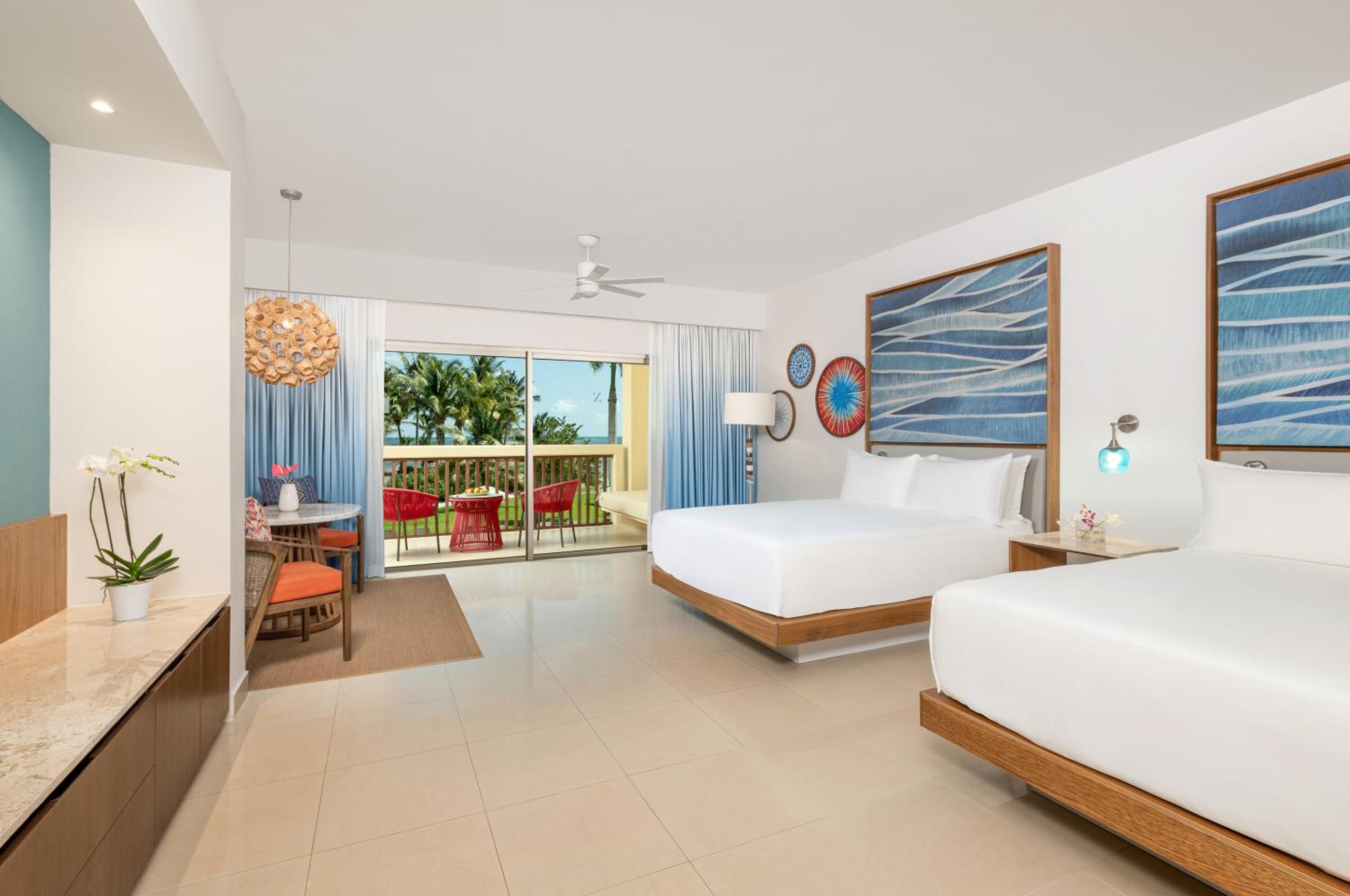 Double Junior Suite with Tropical View - Photo 1