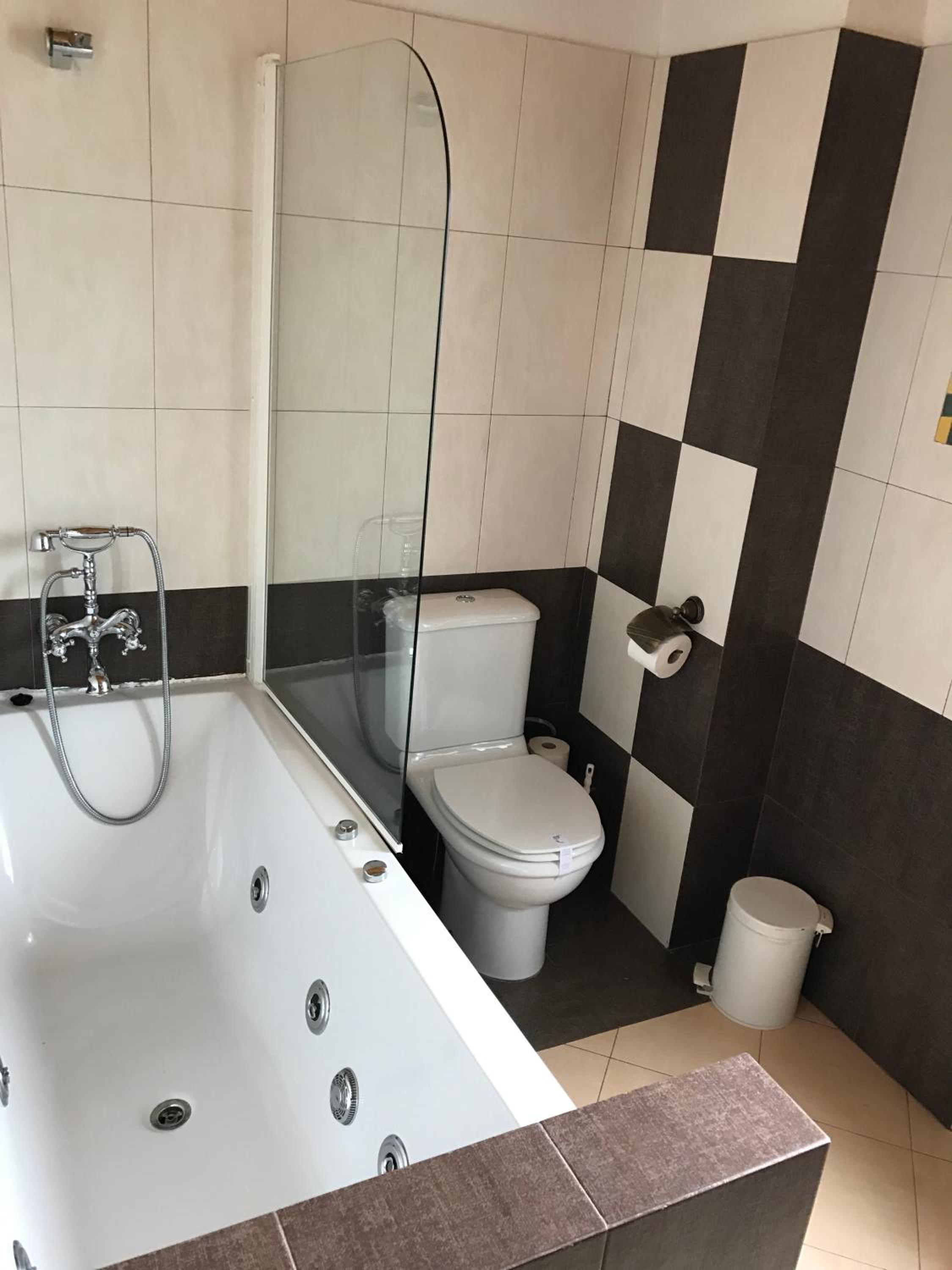 King Room with Spa Bath & Sea View photo 2