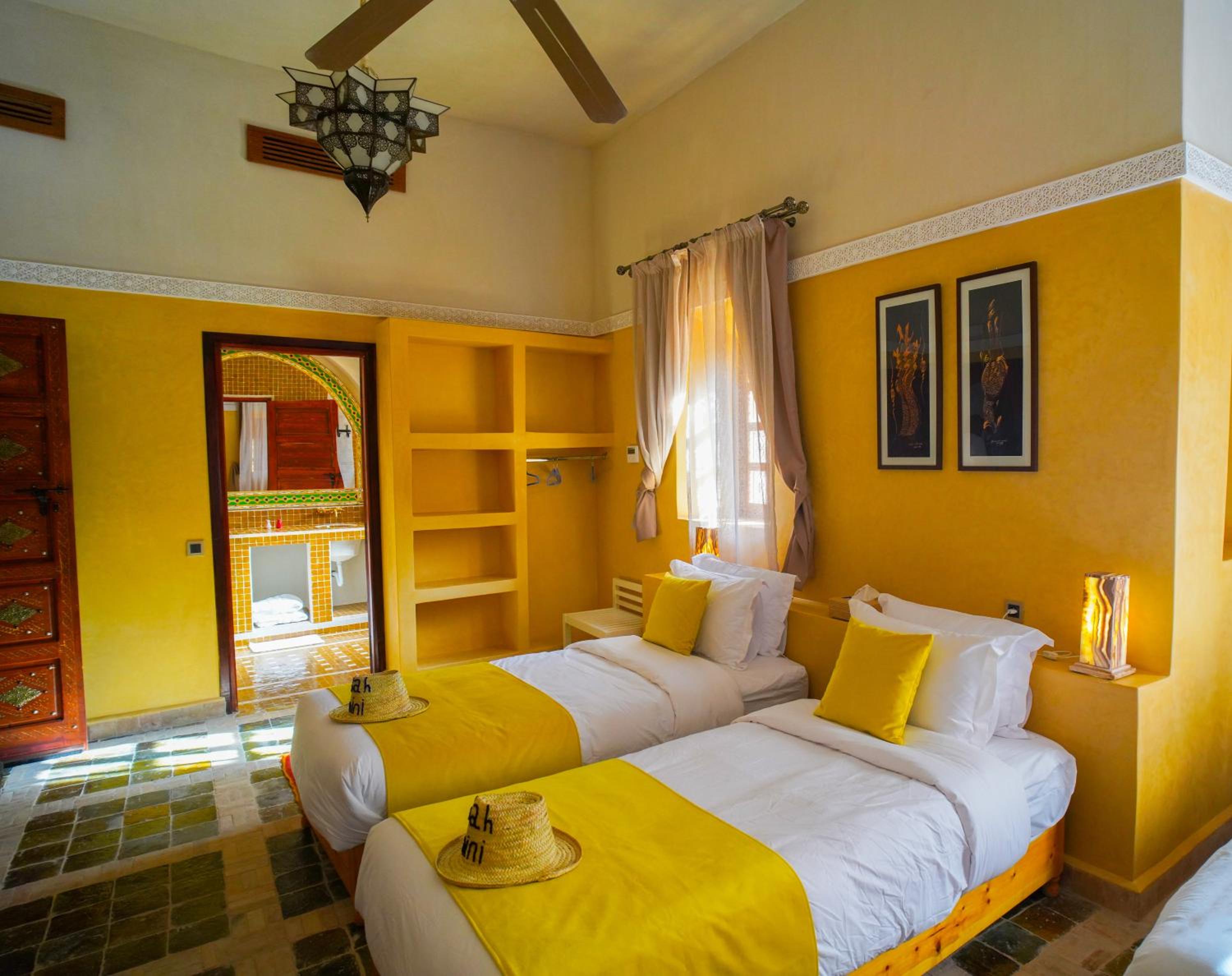Deluxe Quadruple Room - Photo 2