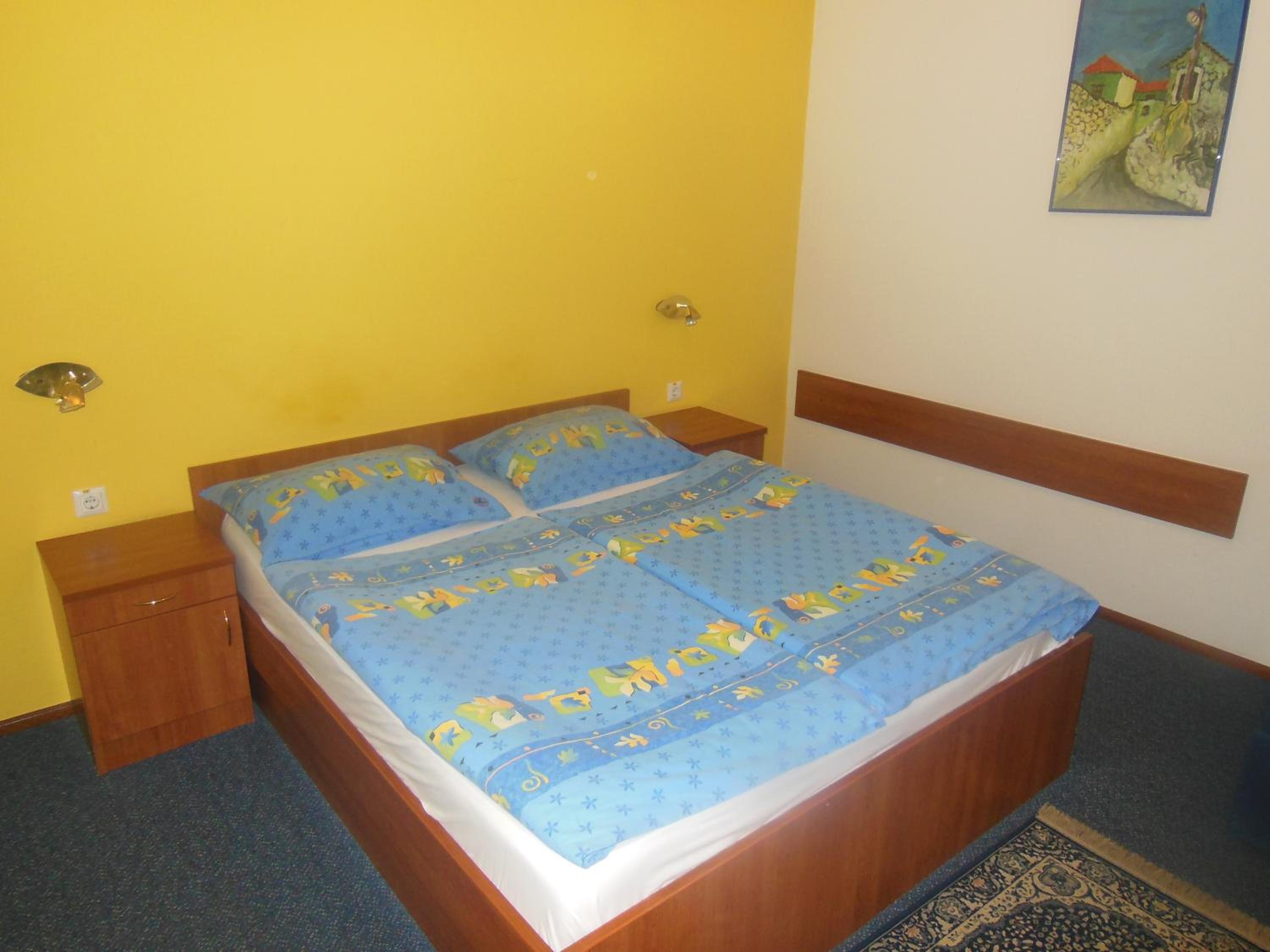 Economy Double or Twin Room - Photo 11