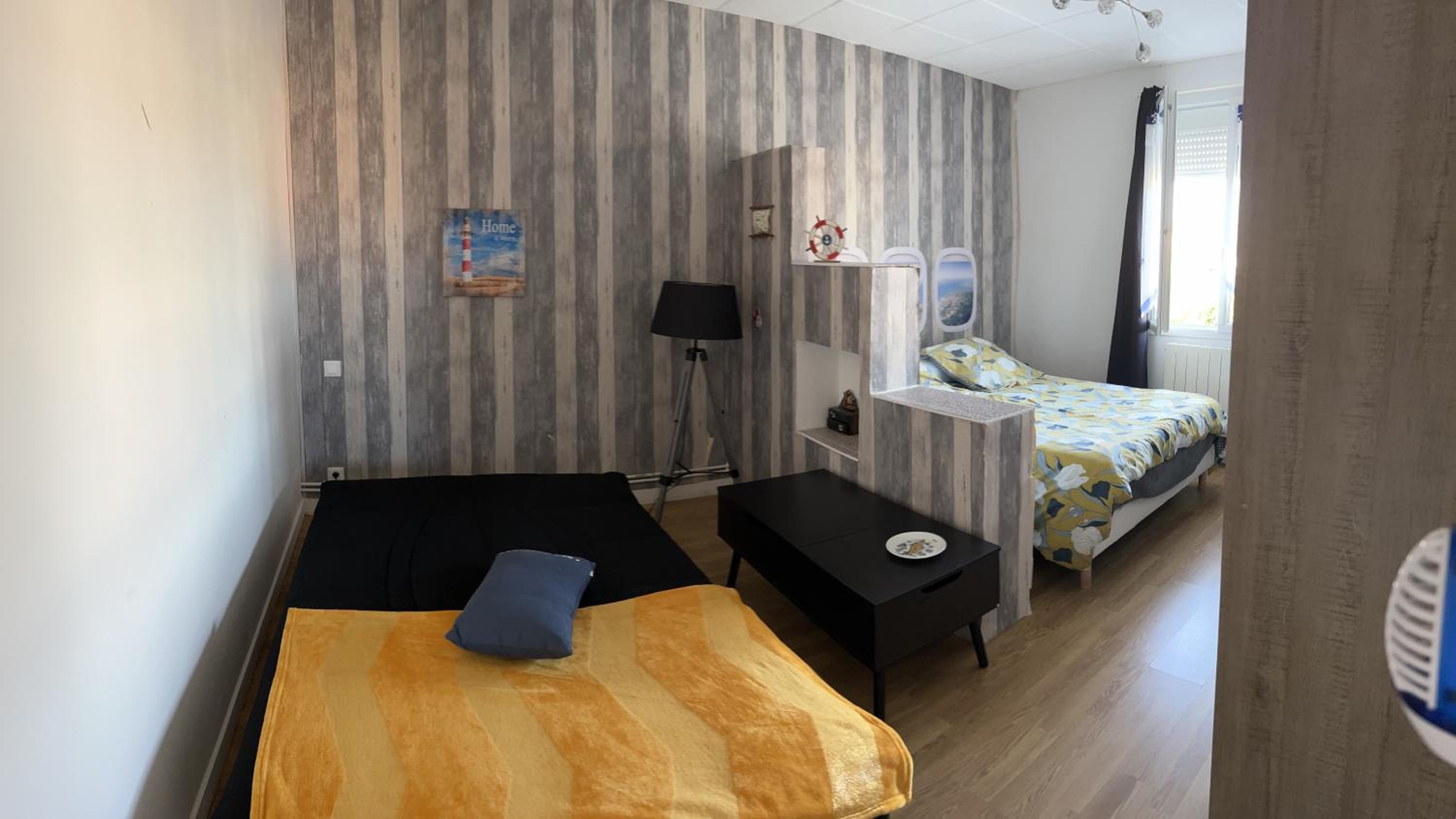 Apartment with Terrace - Photo 14