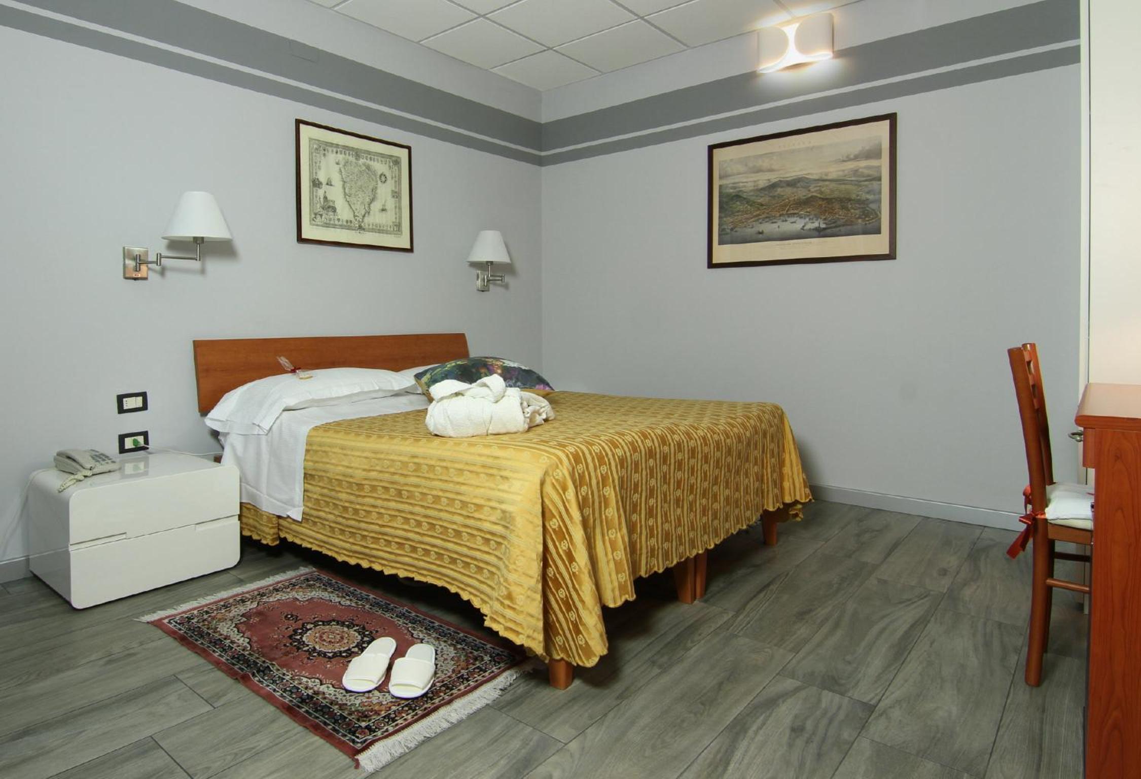Double Room - Photo 1