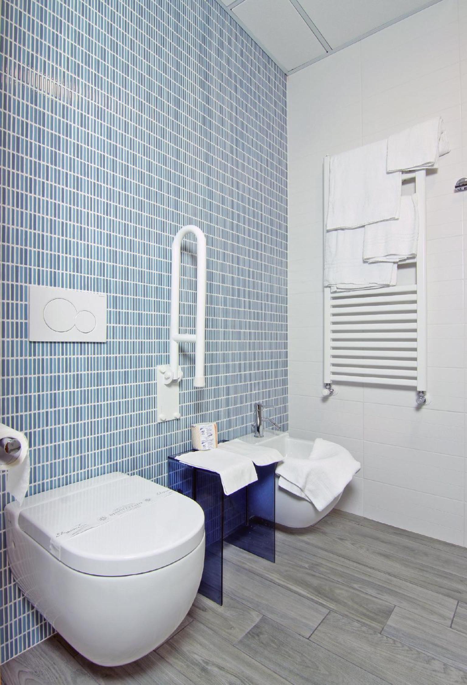 Double Room - Photo 19