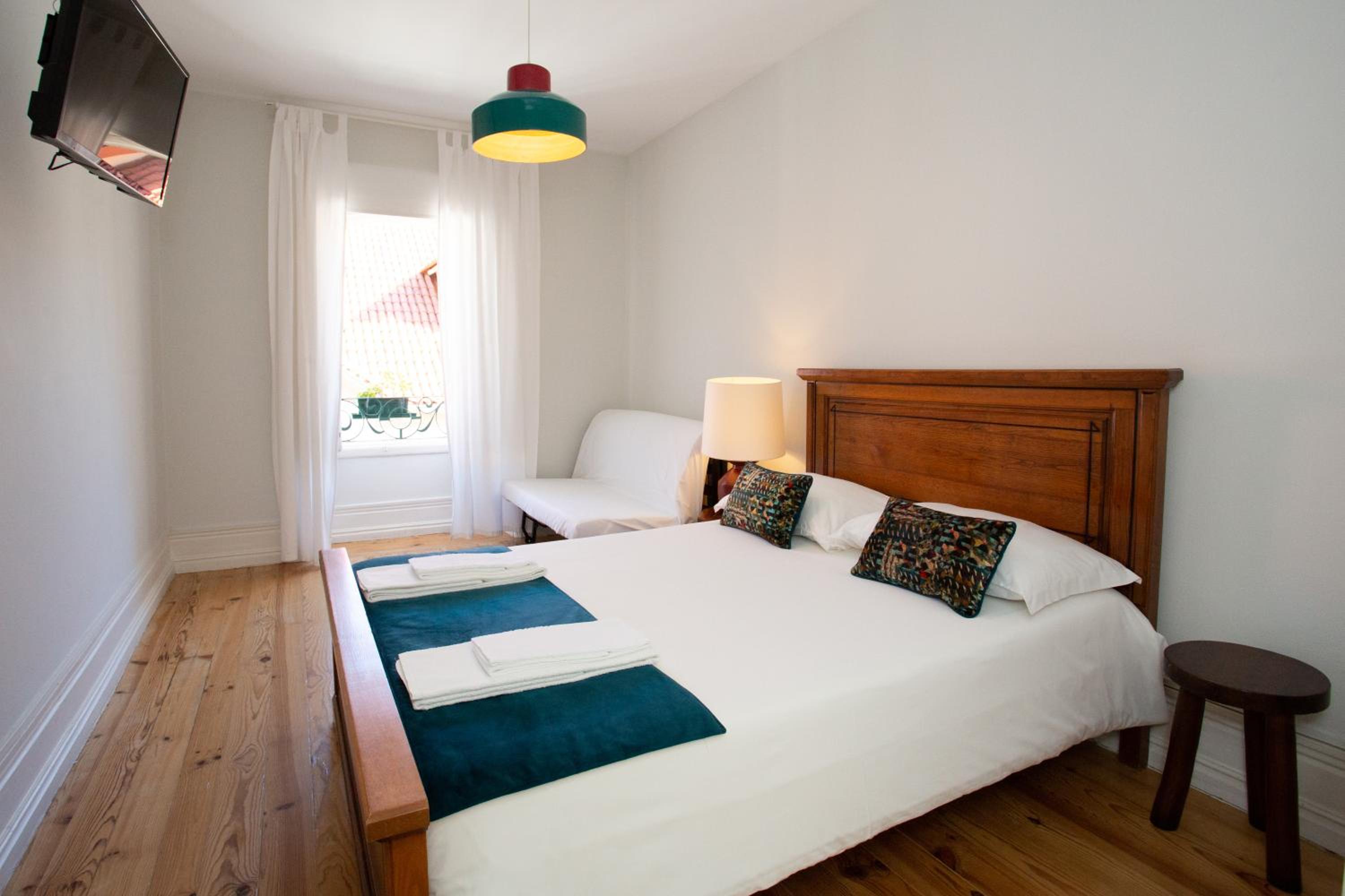 Quadruple Room with Private Bathroom - Photo 1