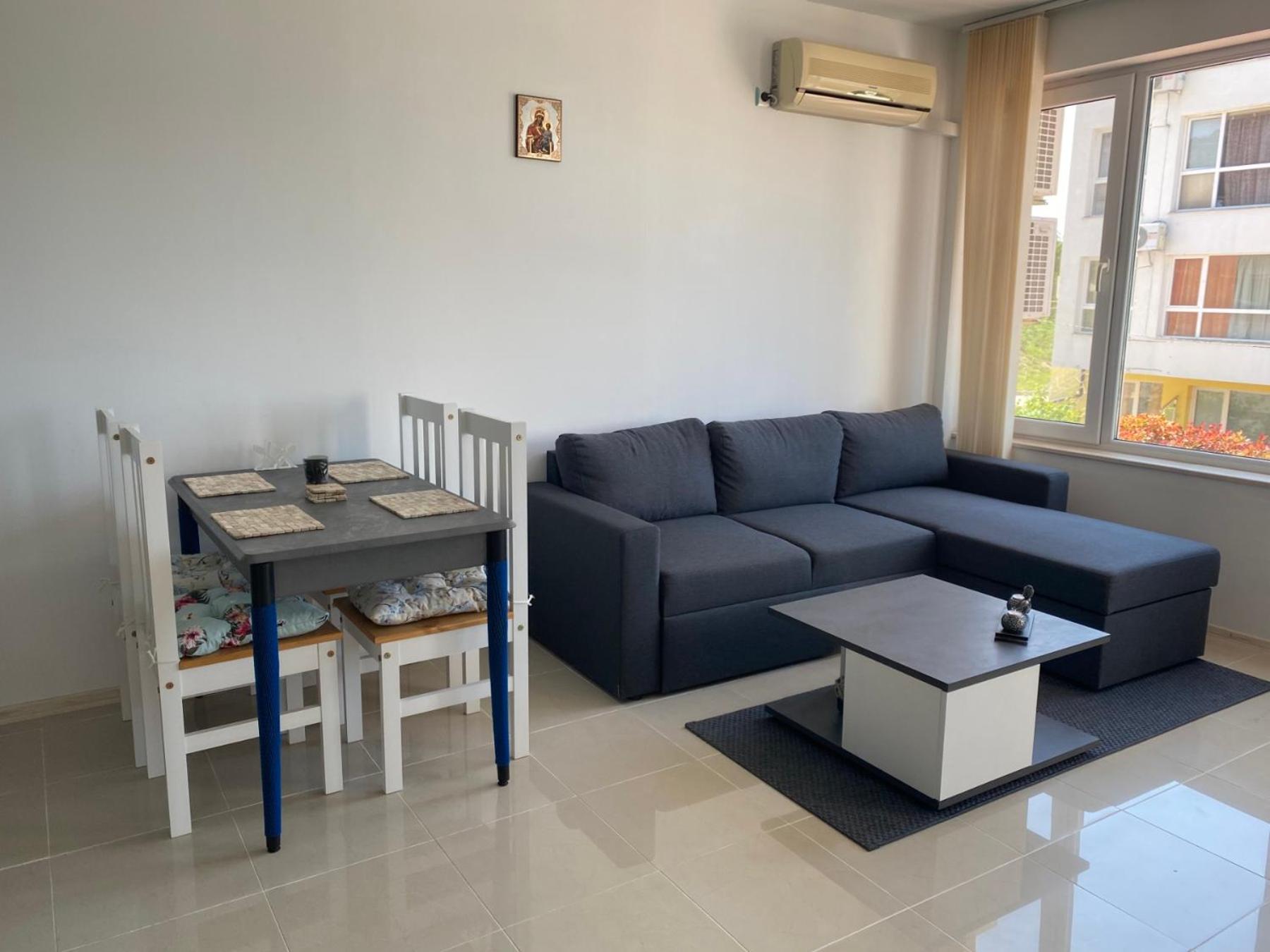 Apartment with Sea View photo 3