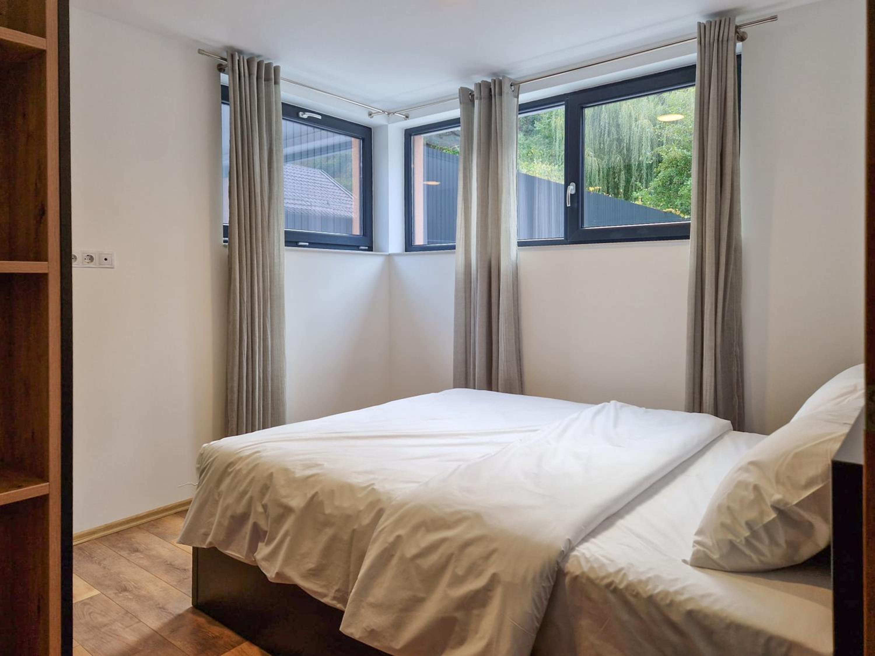 Apartment - Ground Floor - Photo 4