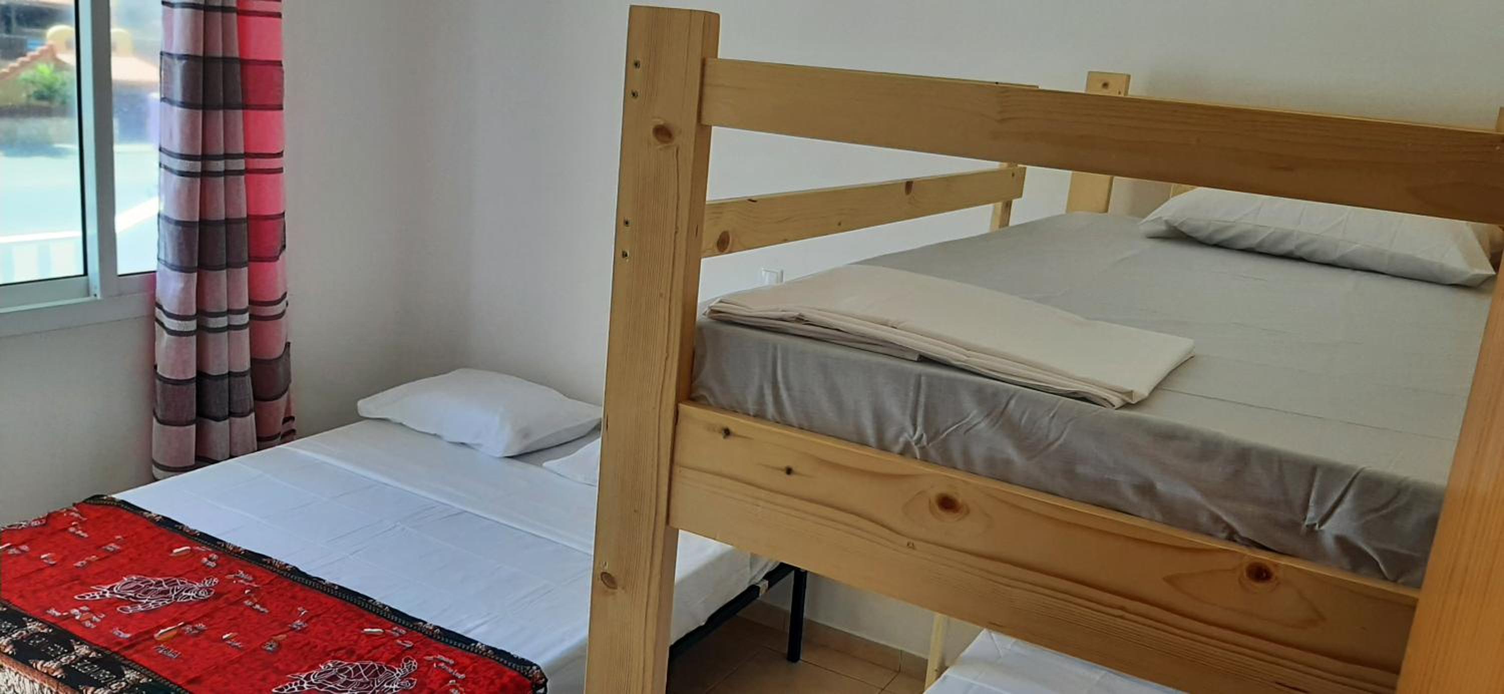 Bunk Bed in Mixed Dormitory Room photo 3