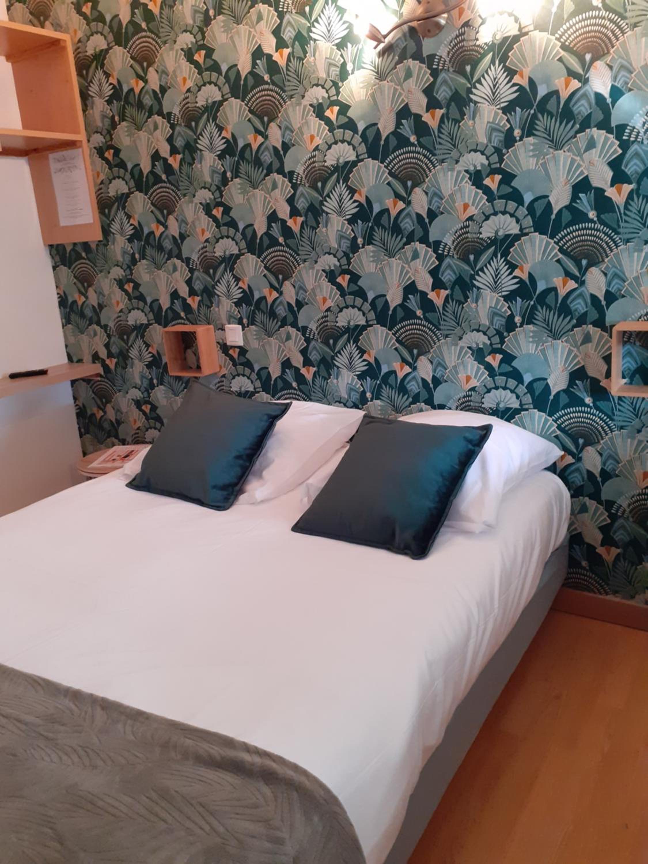 Double Room with Shared Bathroom