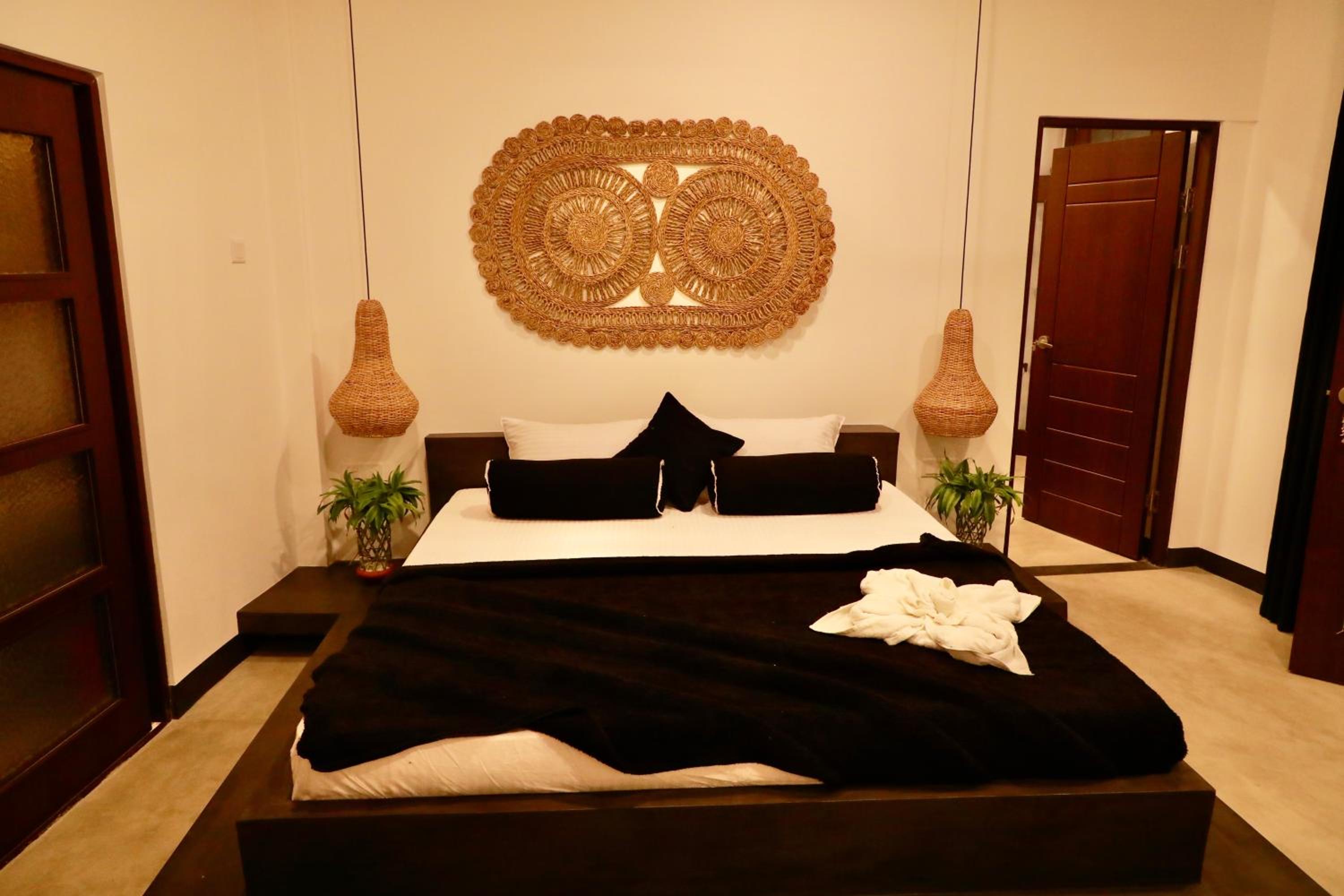Deluxe Double Room with Bath photo 1