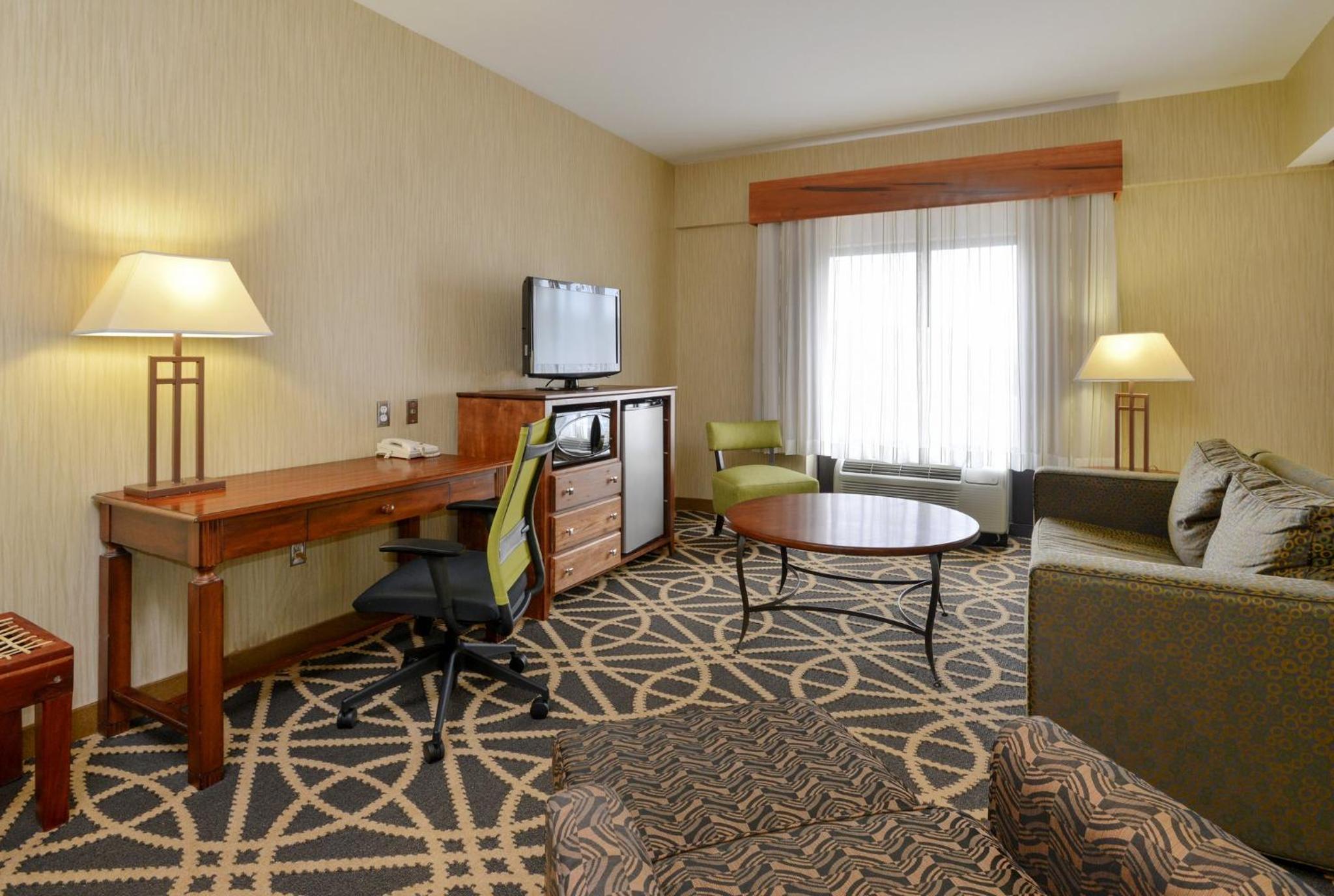 King Suite - Photo 3