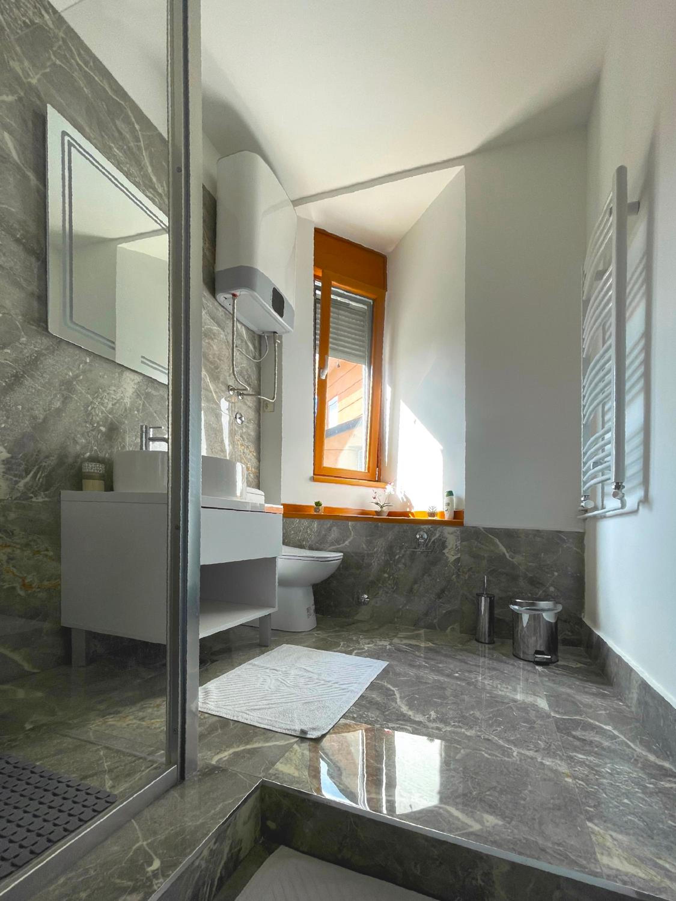 Deluxe Double Room with Balcony and Fireplace photo 3