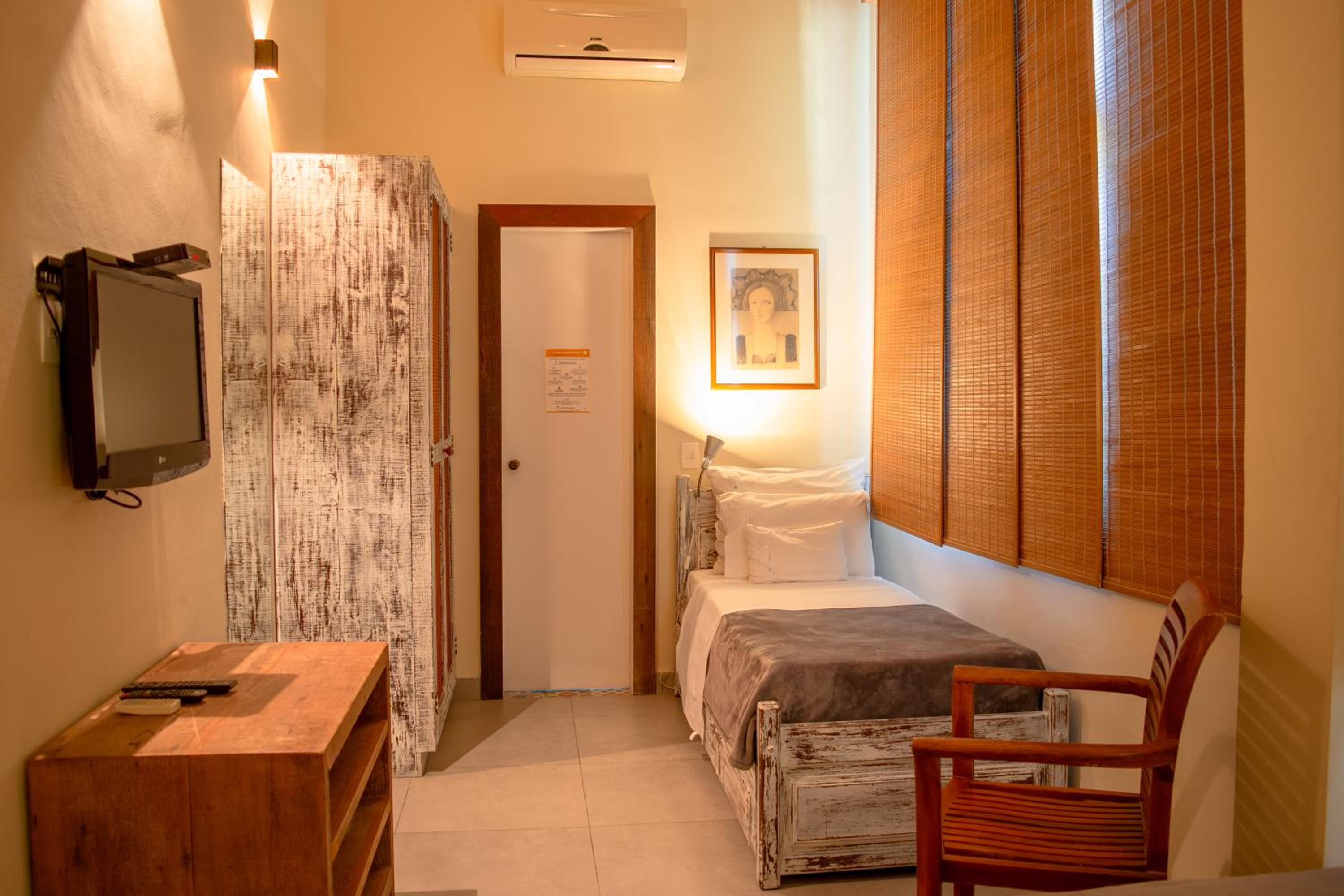 Standard Double or Twin Room photo 1