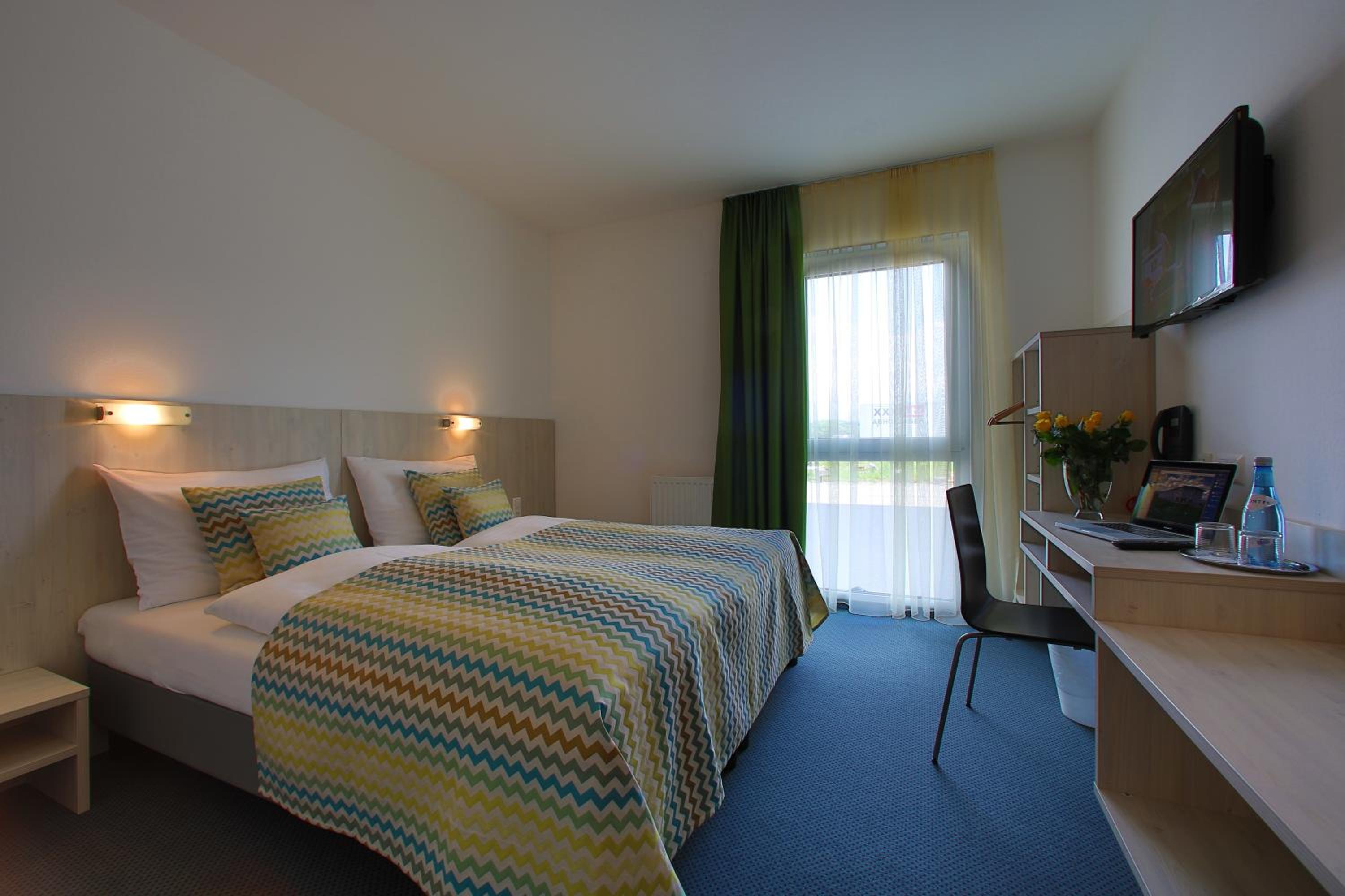 Deluxe Double Or Twin Room photo 1