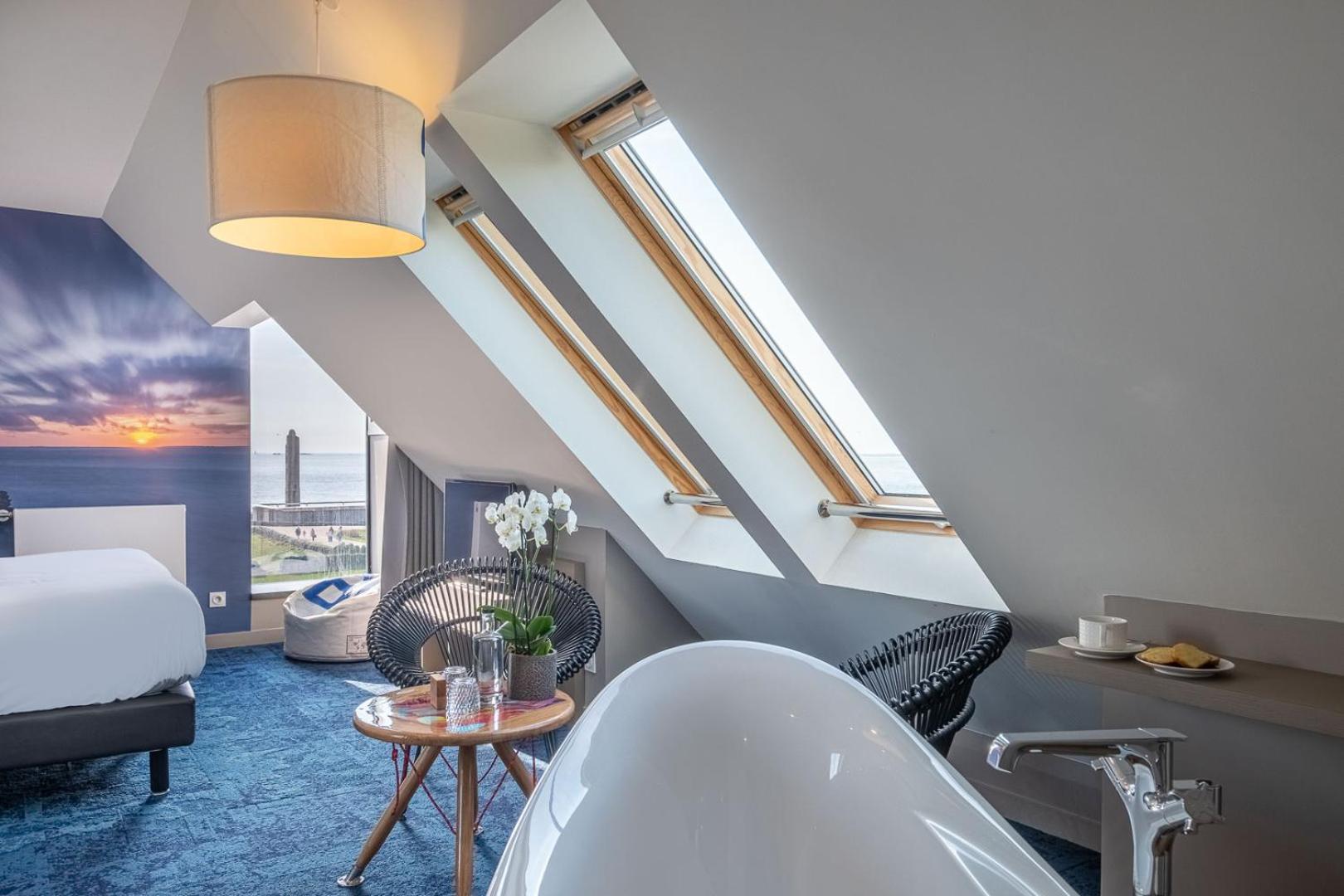 Deluxe Double Room with Sea Side photo 1