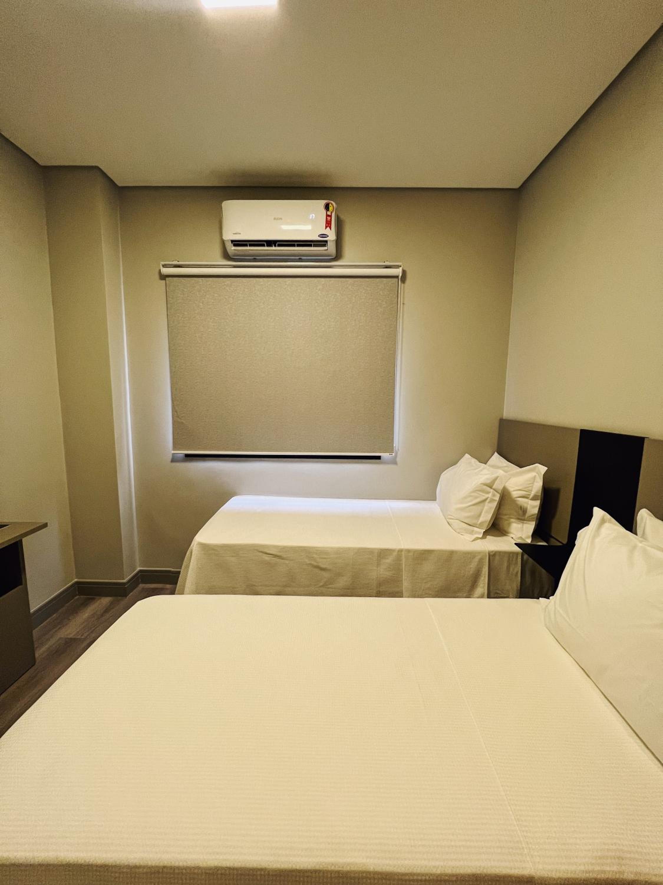 Standard Twin Room photo 2