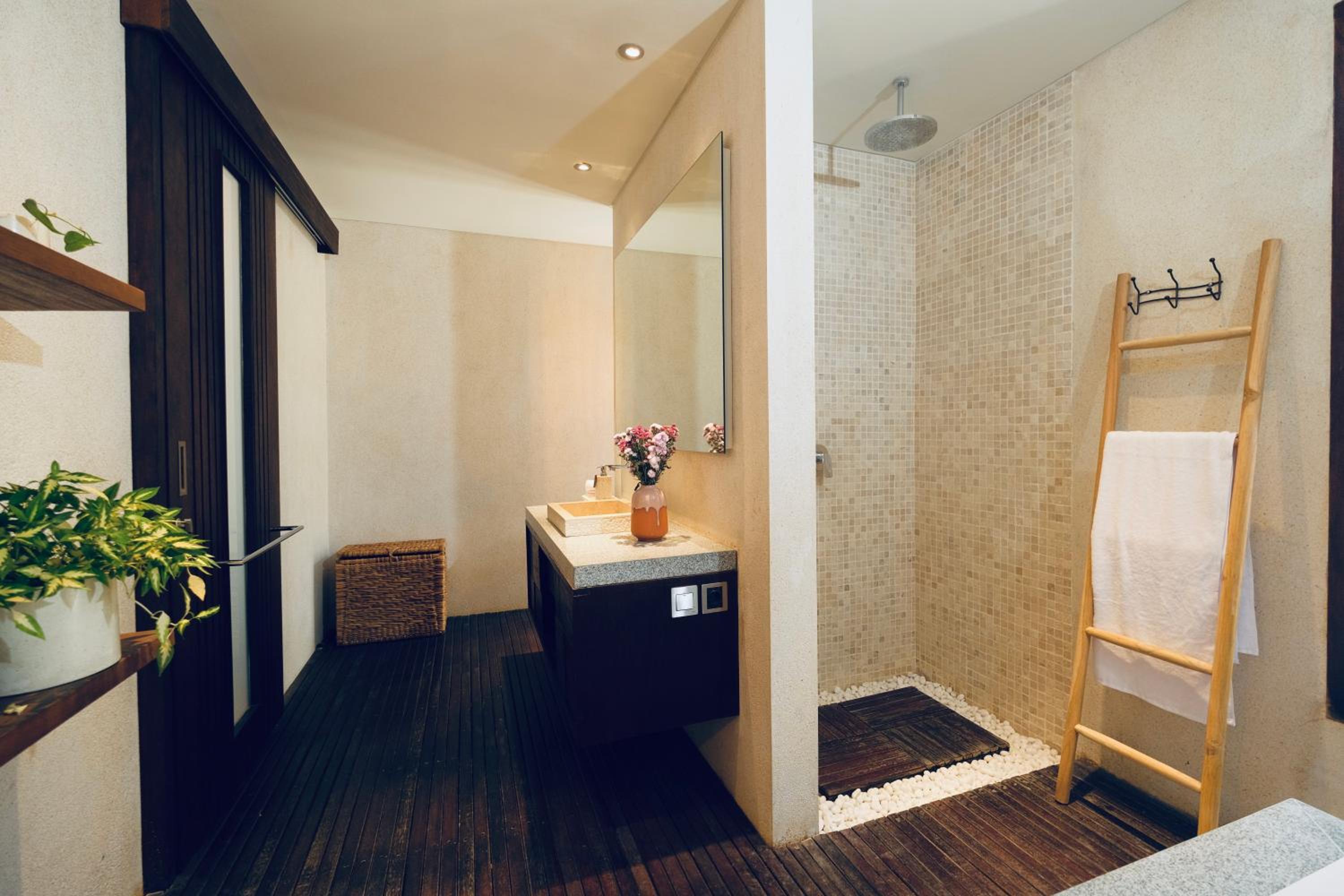 Two-Bedroom Villa - Photo 25