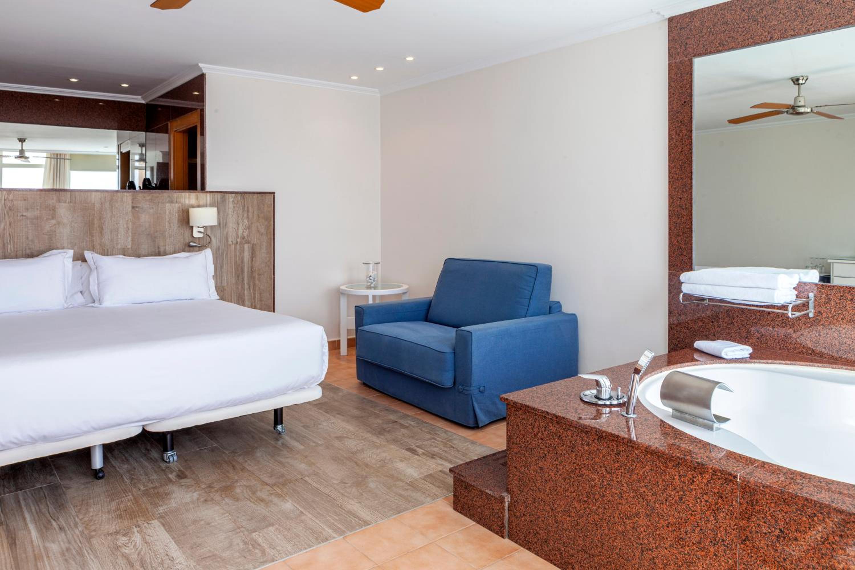 Suite con acceso a la piscina