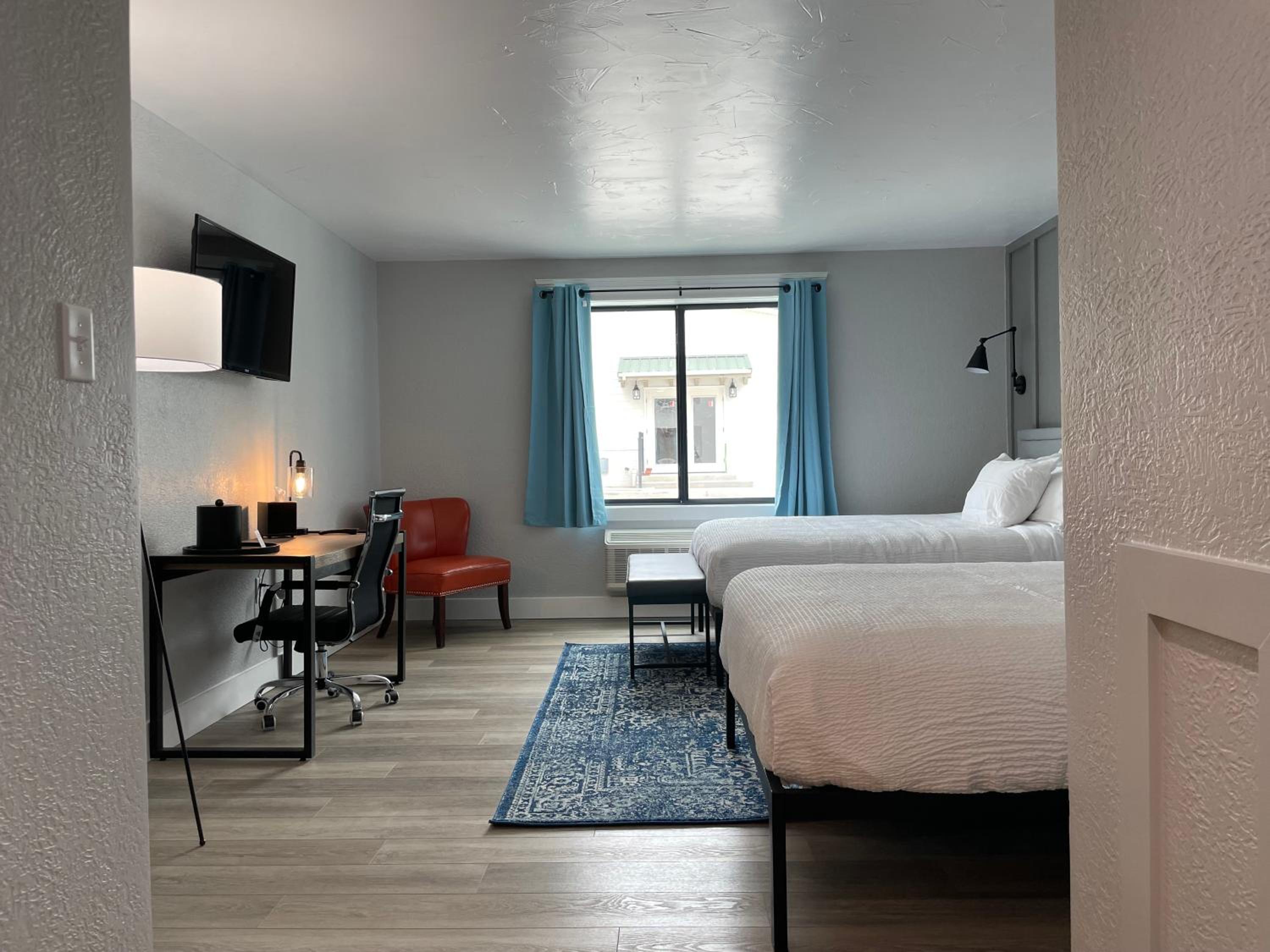 Queen Room