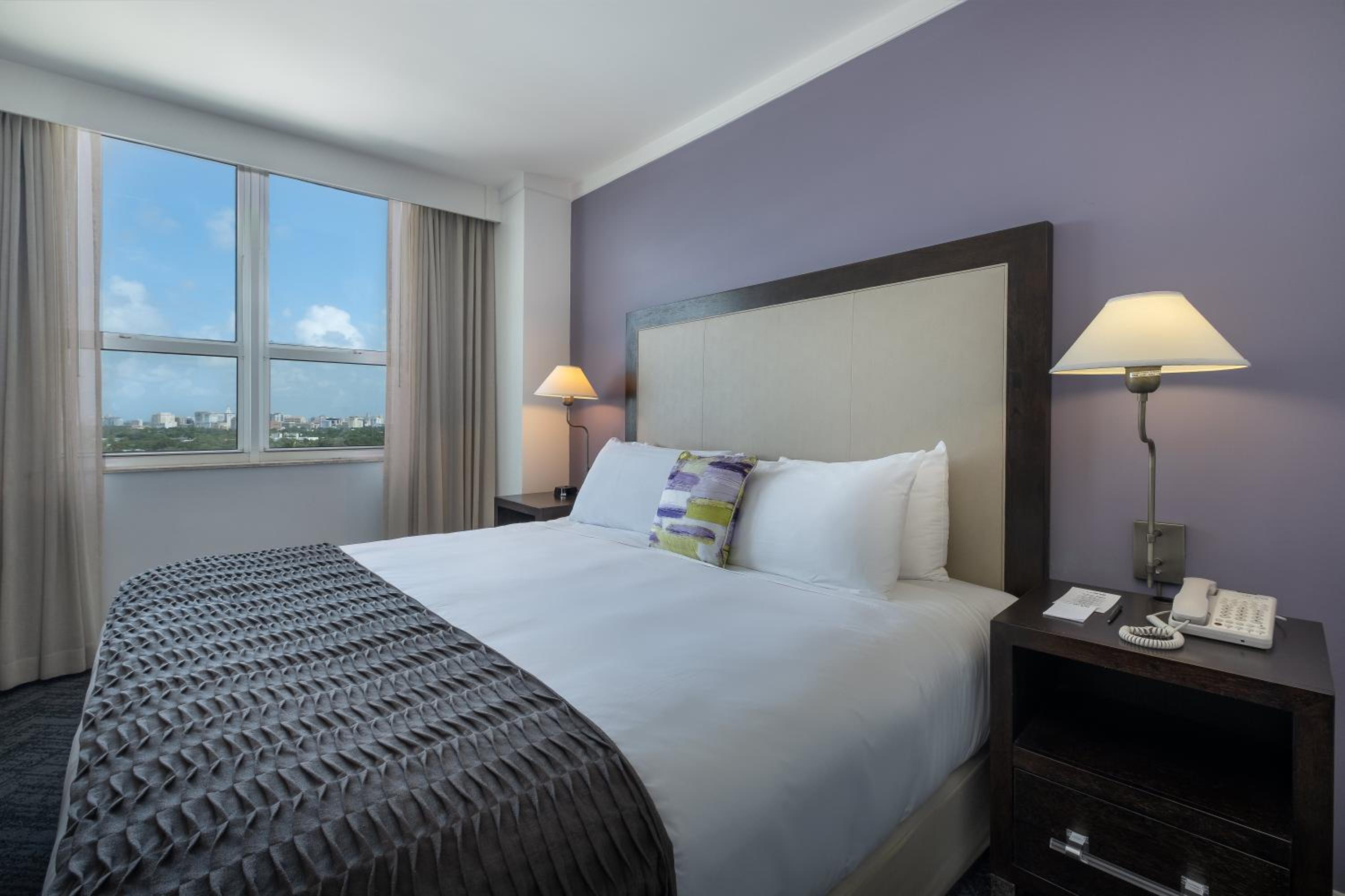 King Room with City View photo 1