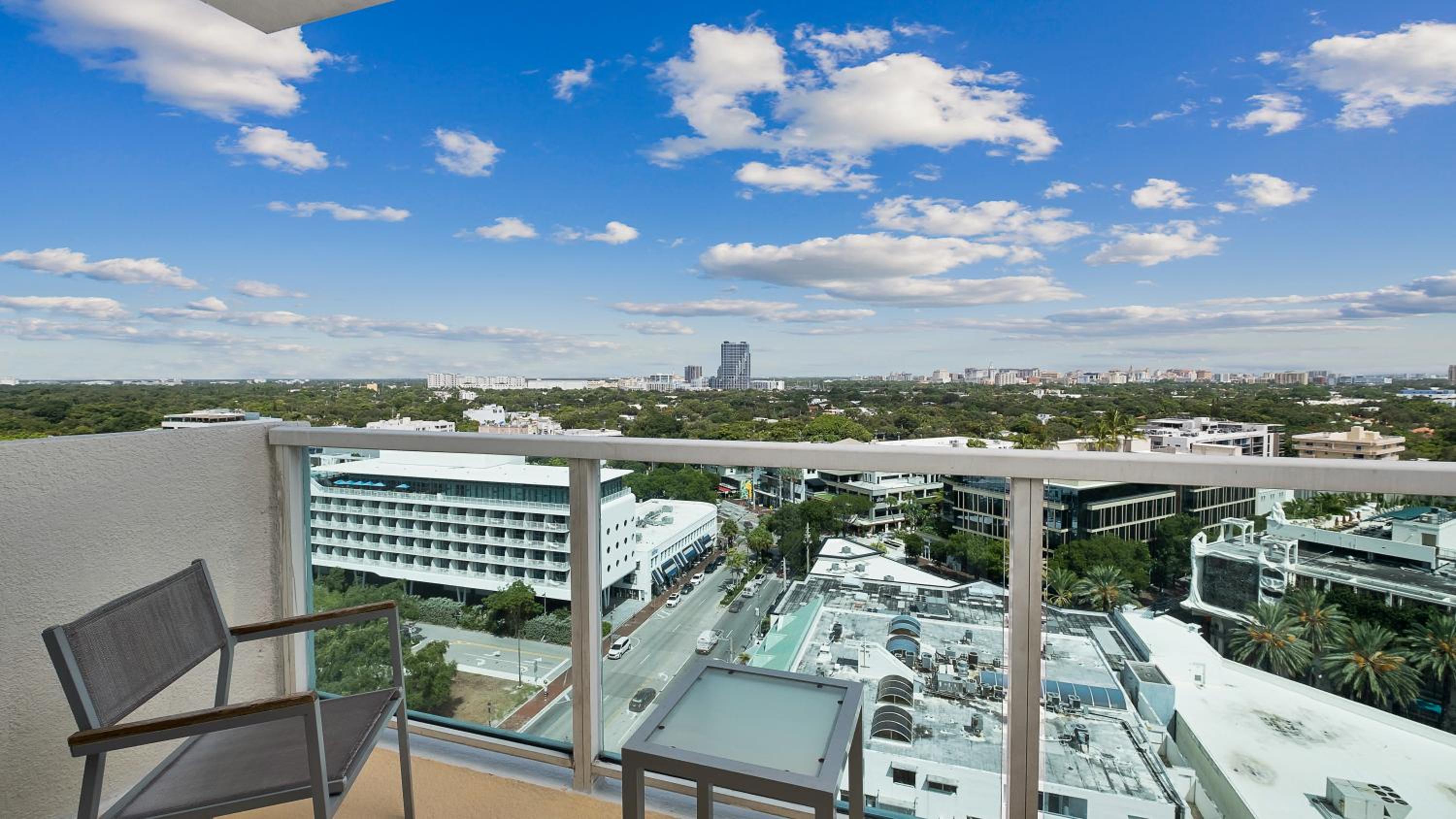 King Room with Balcony and City View - Disability Access photo 3