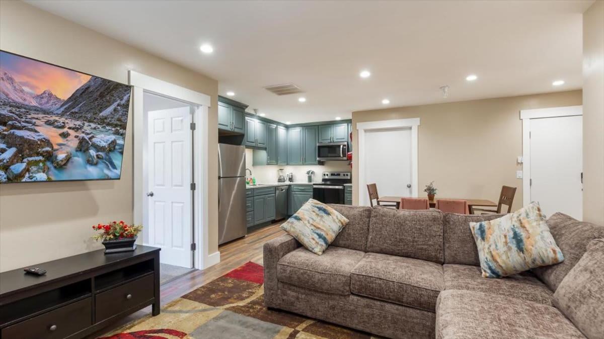 Apartment photo 1