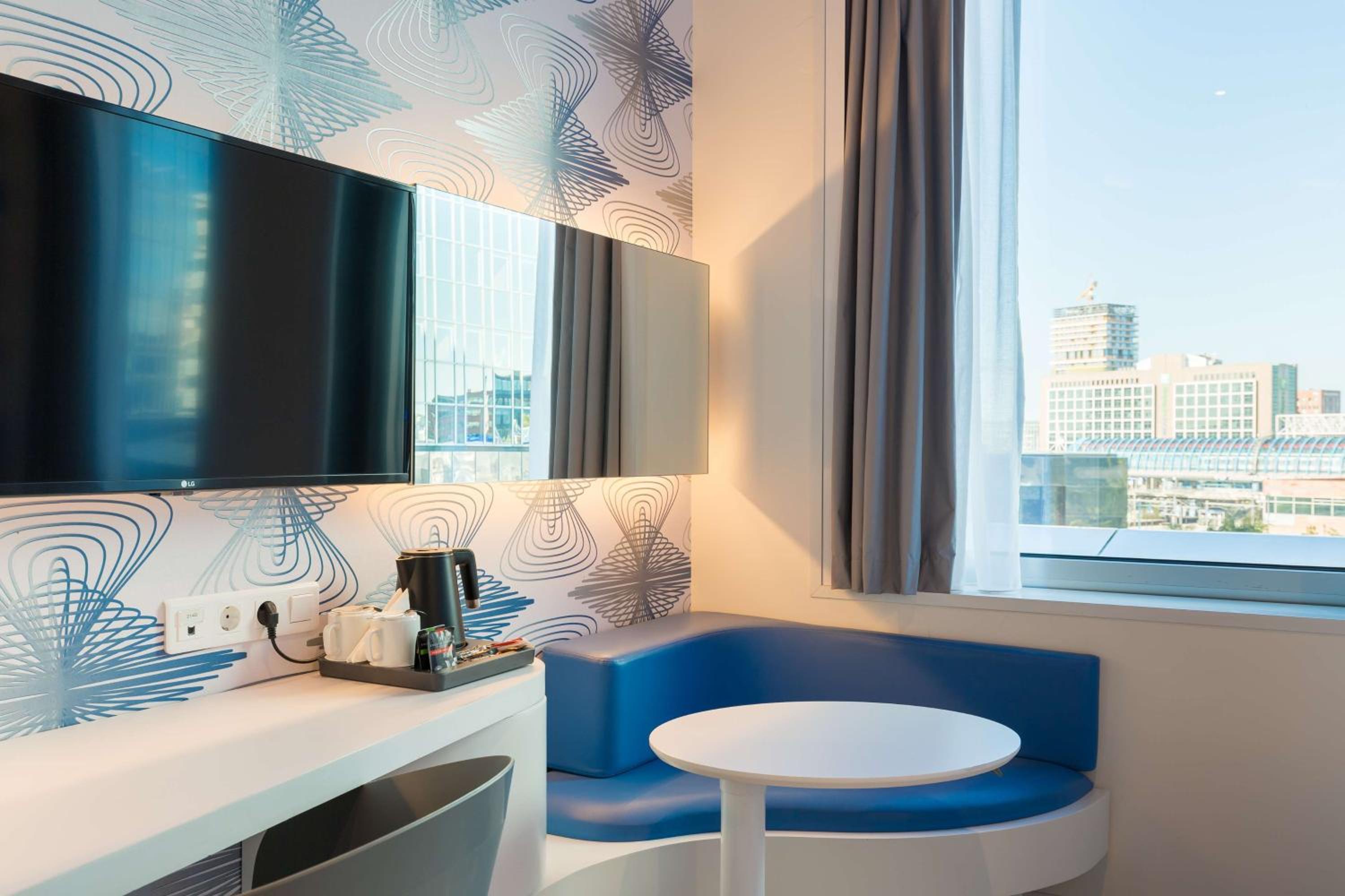 Standard Room with Panoramic City View
