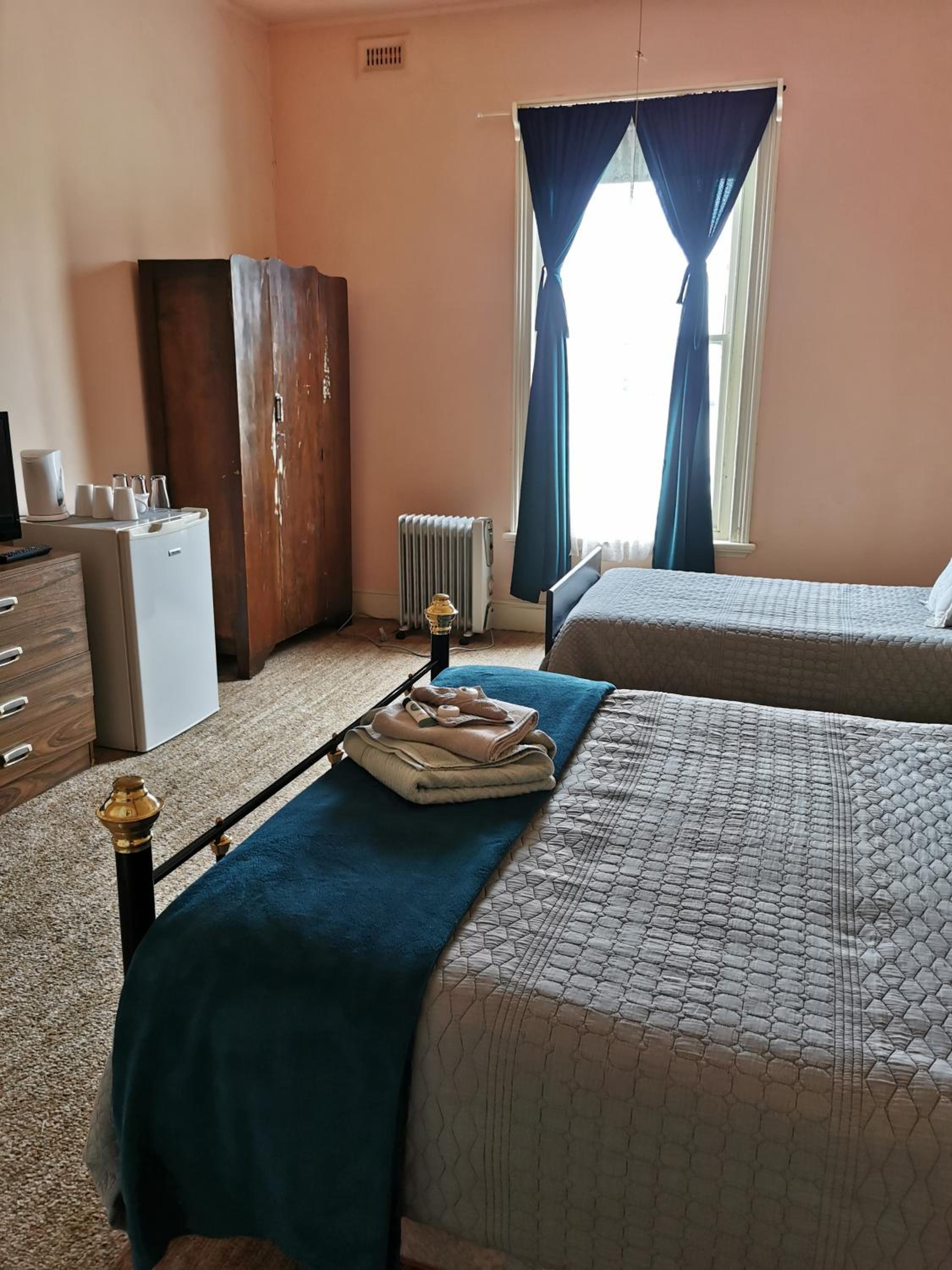 Double Room with Extra Bed photo 1