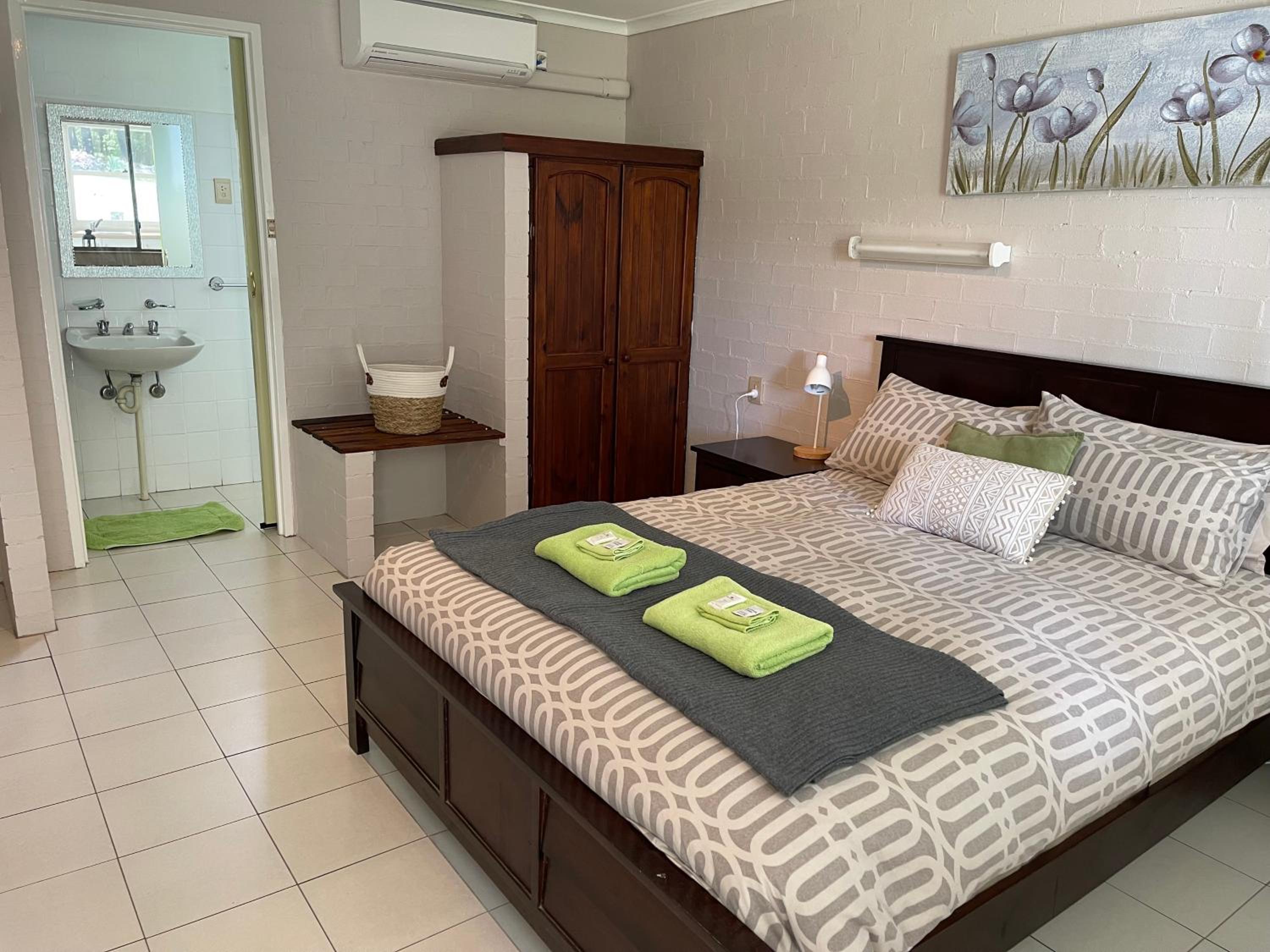 Standard Queen Room - Photo 3