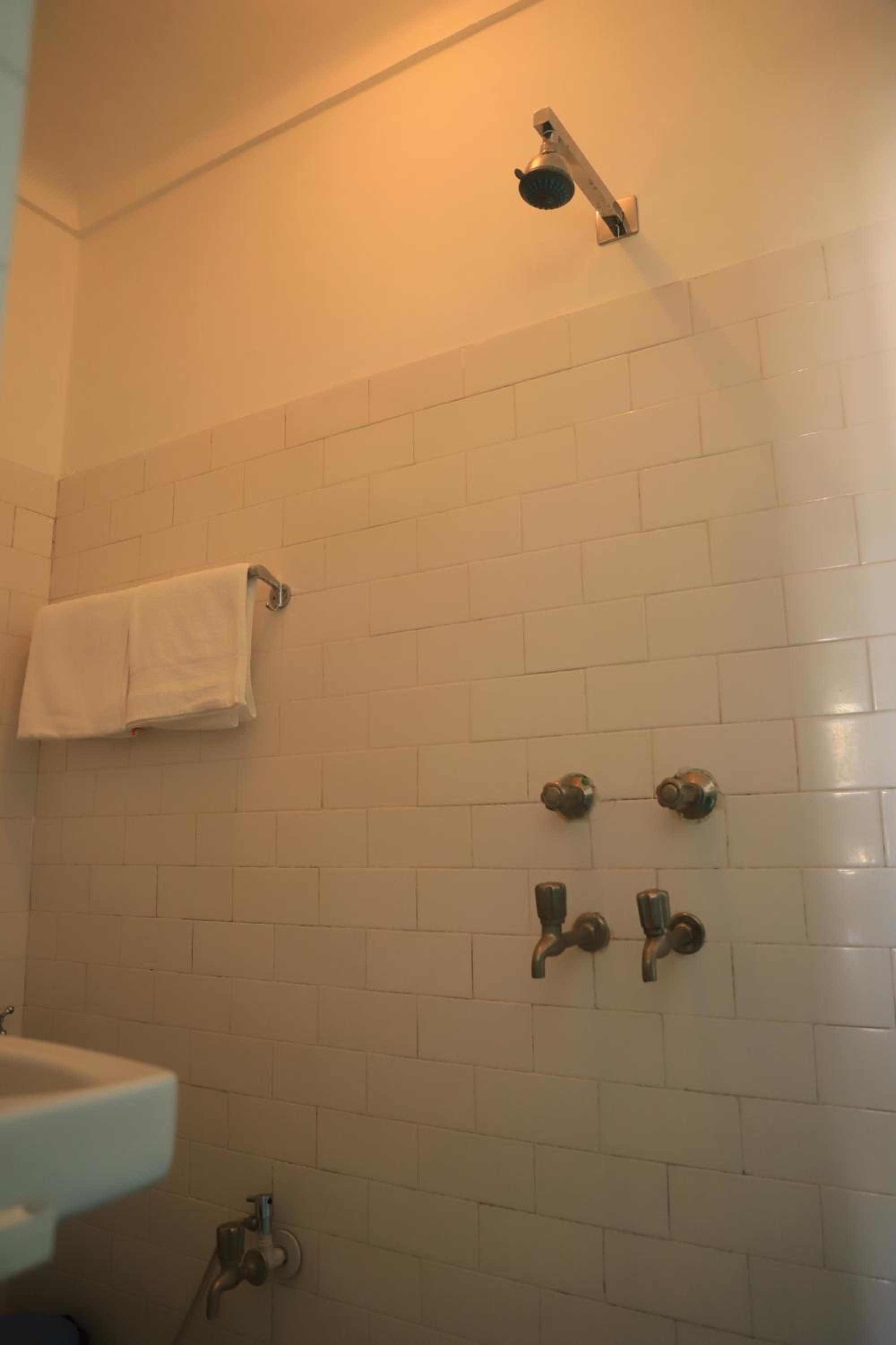 Queen Room photo 3