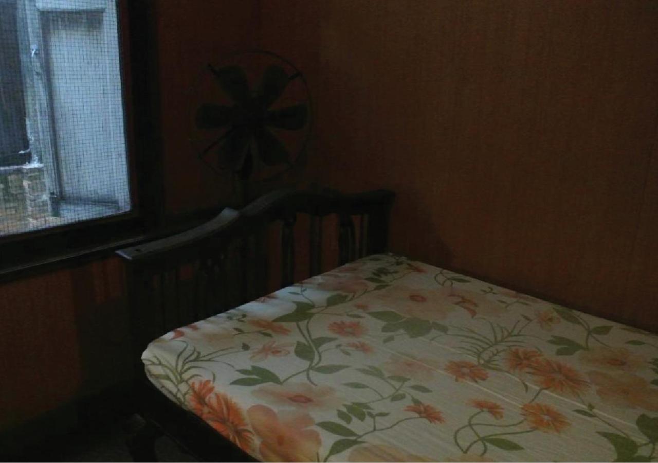 Single Room with Shared Bathroom photo 2
