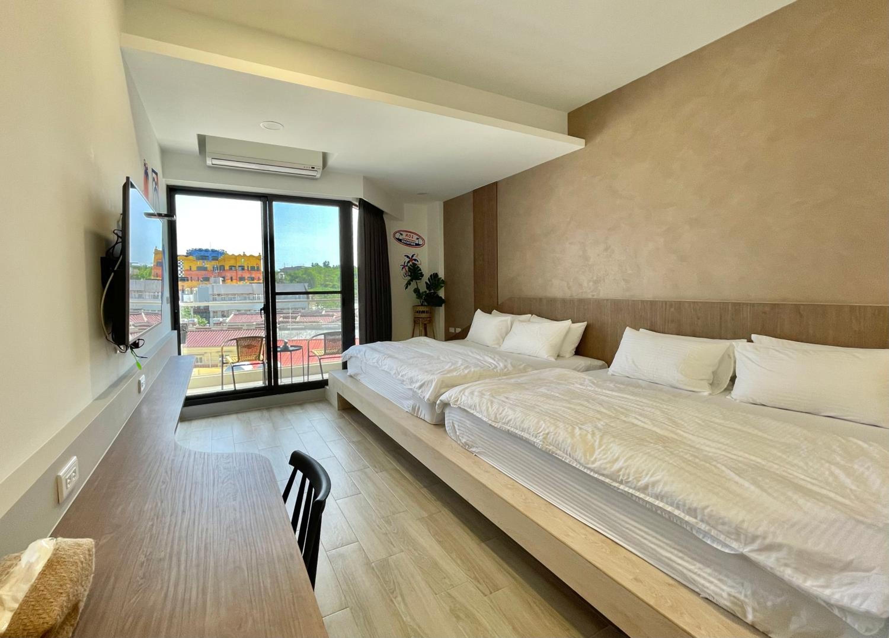 Quadruple Room with Balcony