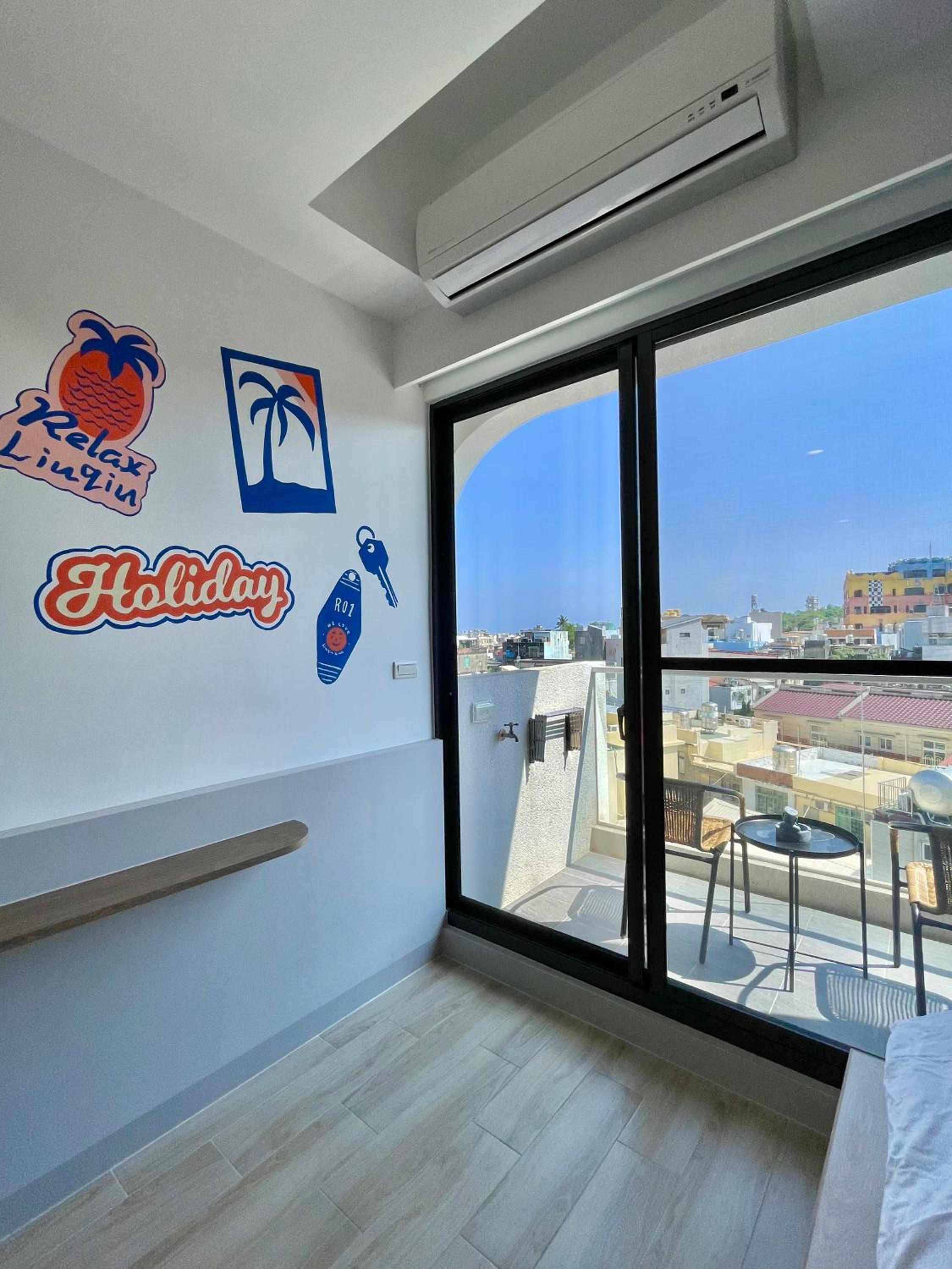 Quadruple Room with Balcony photo 2