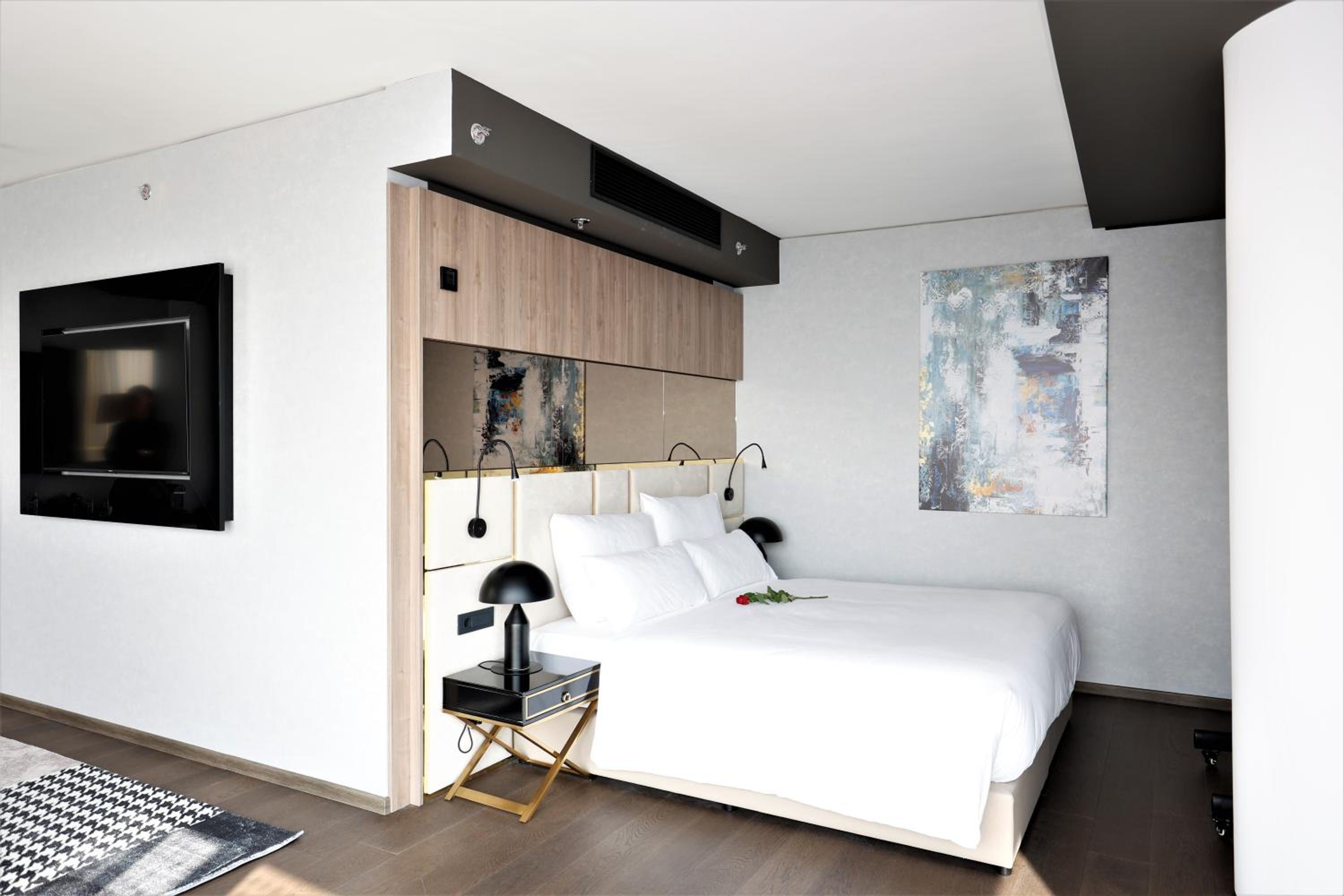 Junior Suite - Photo 1