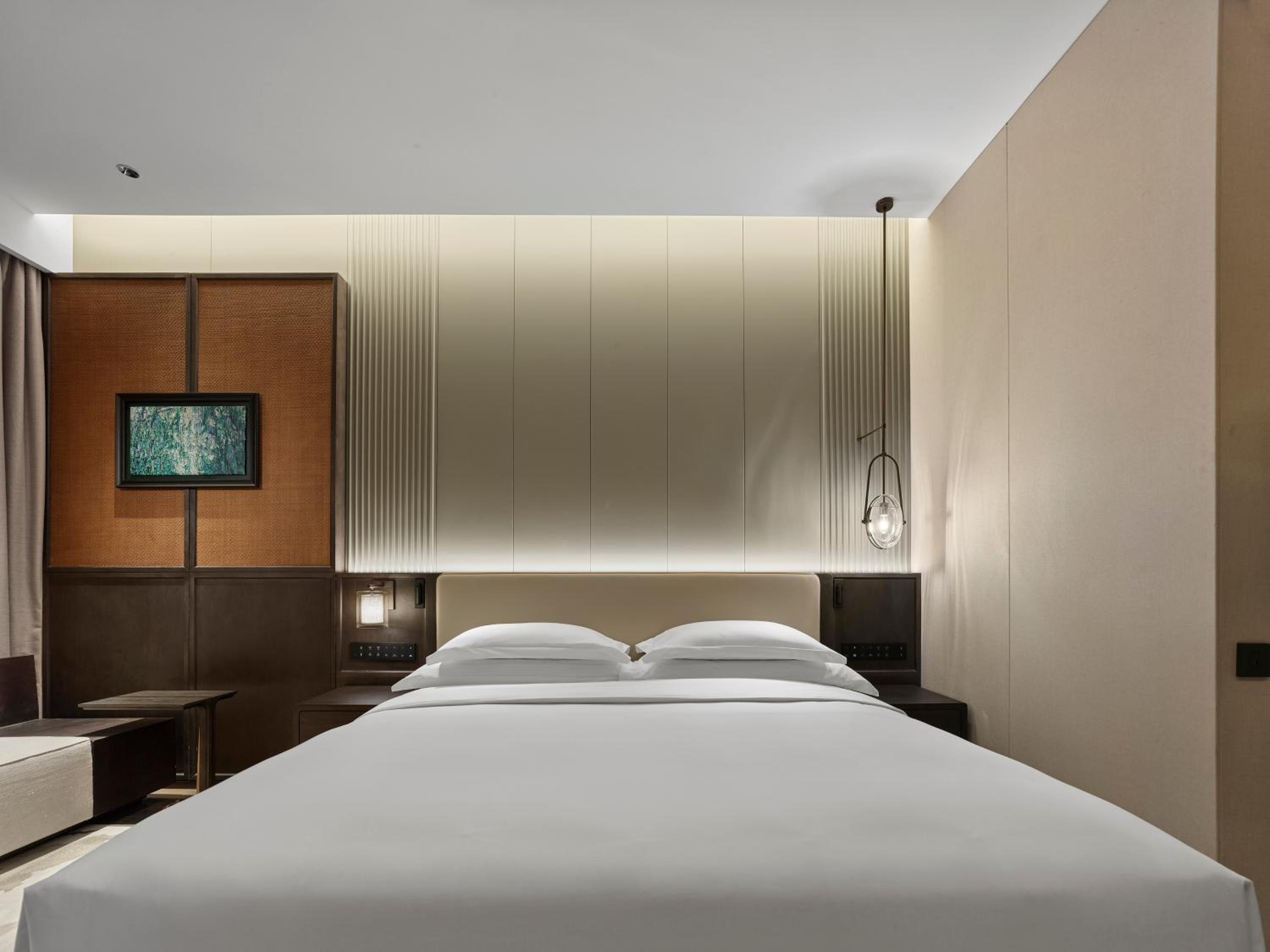 Ting Hu Lake View Suite  photo 1