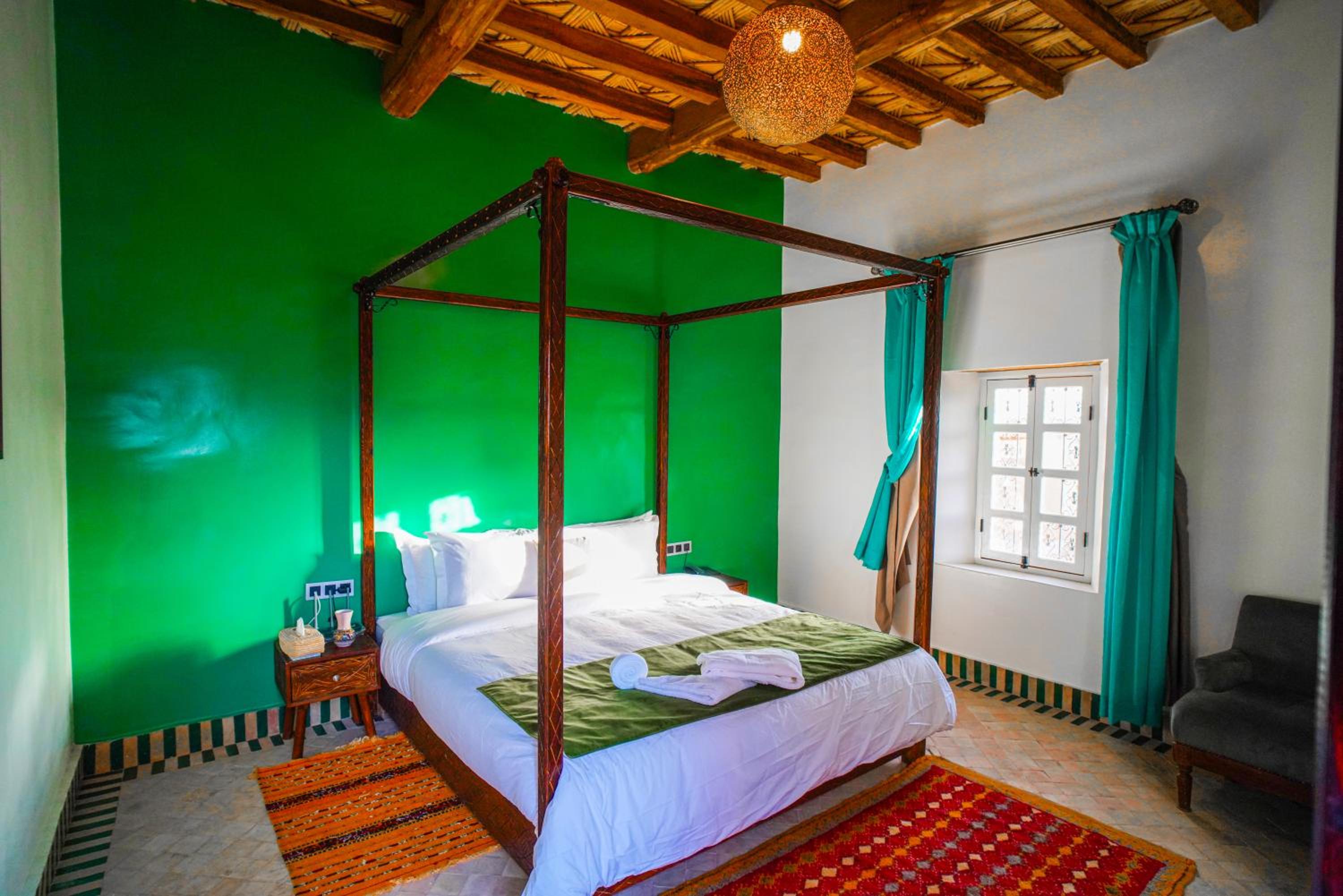 Standard Double Room - Photo 2