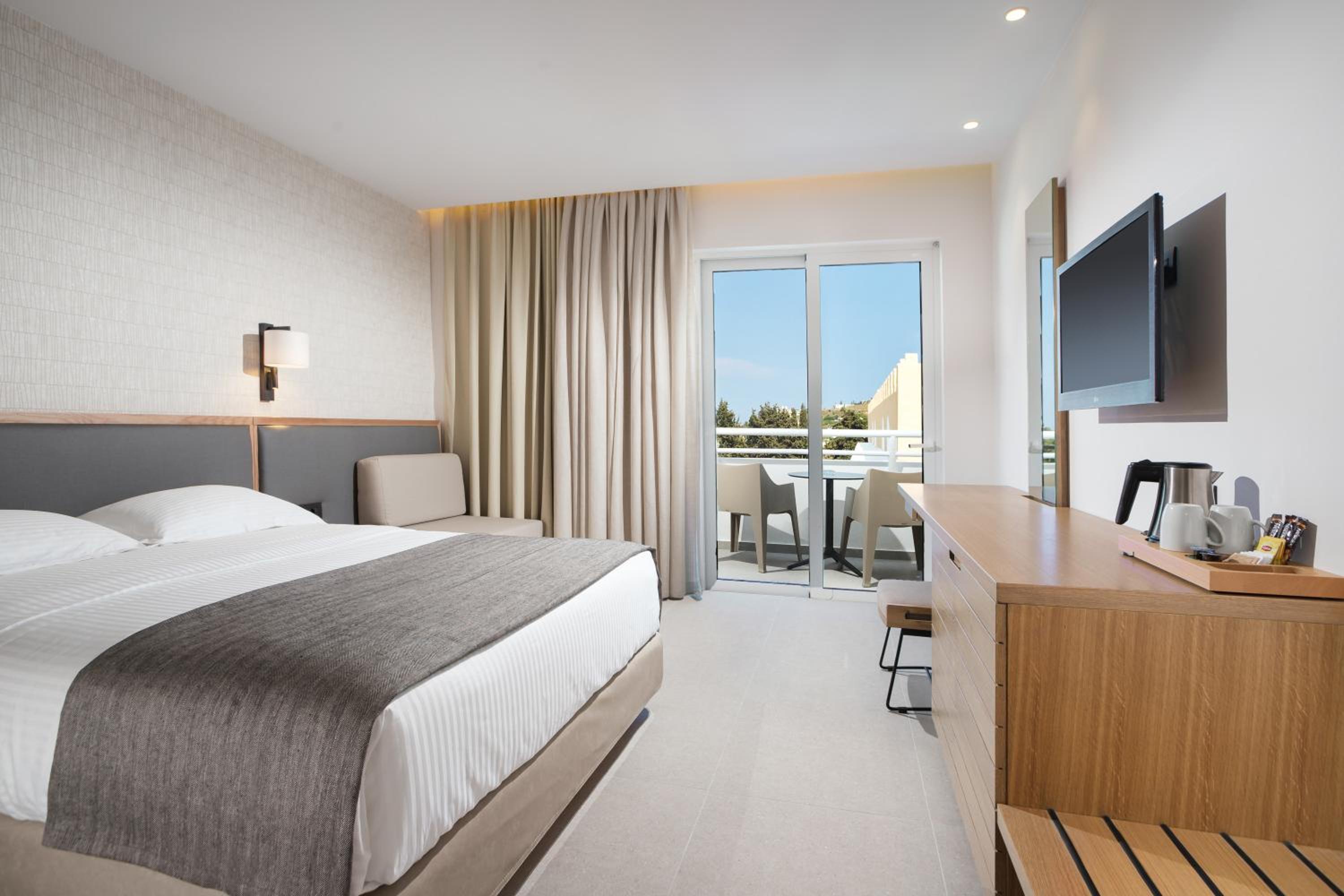 Superior Double or Twin Room - Photo 3