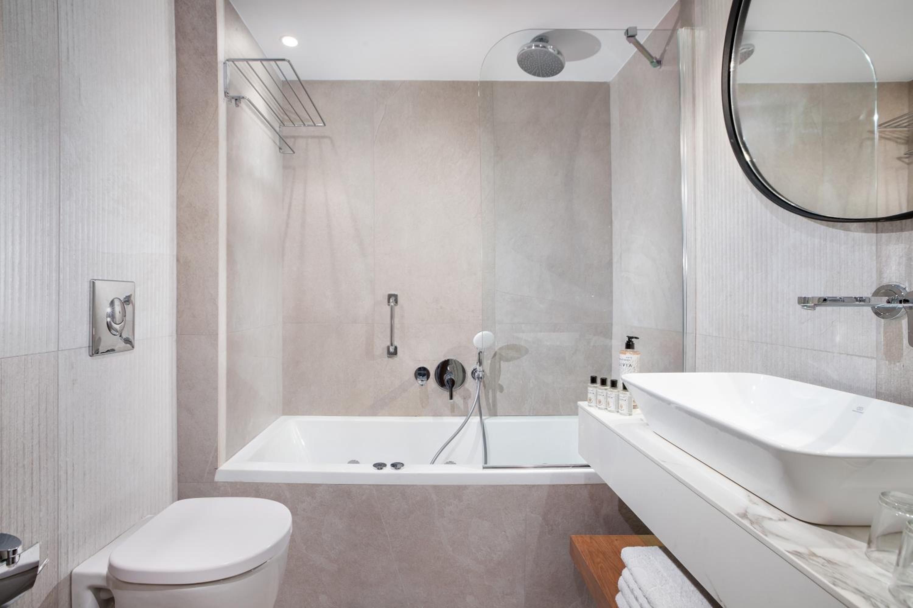 Superior Double or Twin Room - Photo 2