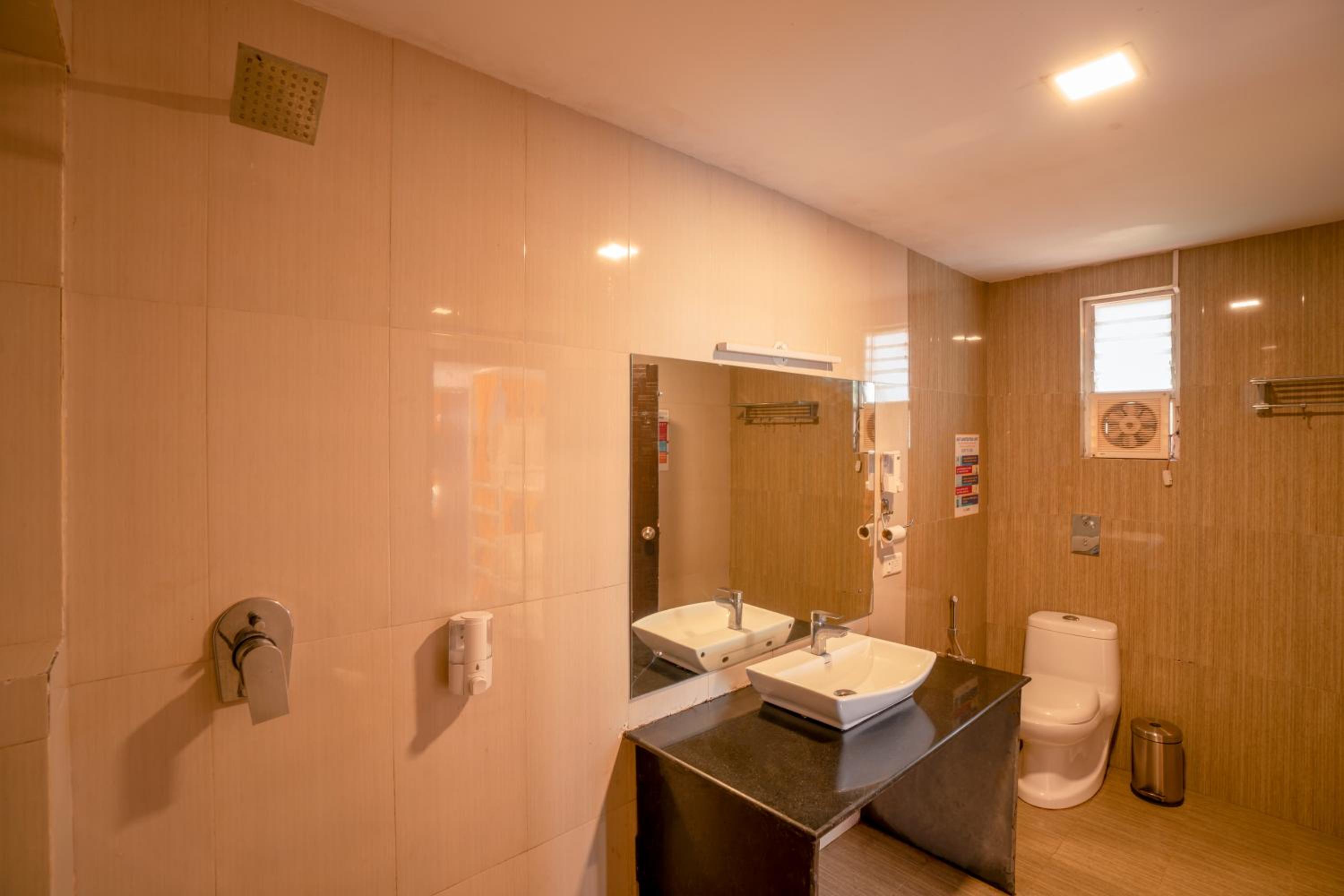 Heritage Non-AC Room with Ensuite Bathroom - Photo 8