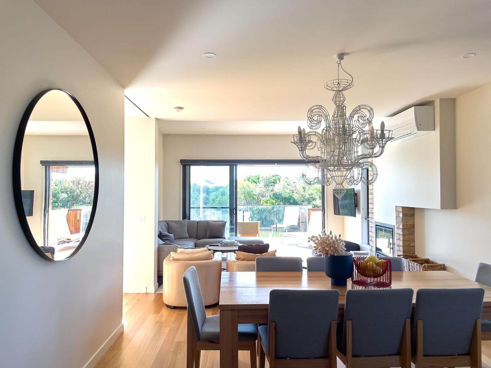 Apartment with Lake View photo 2