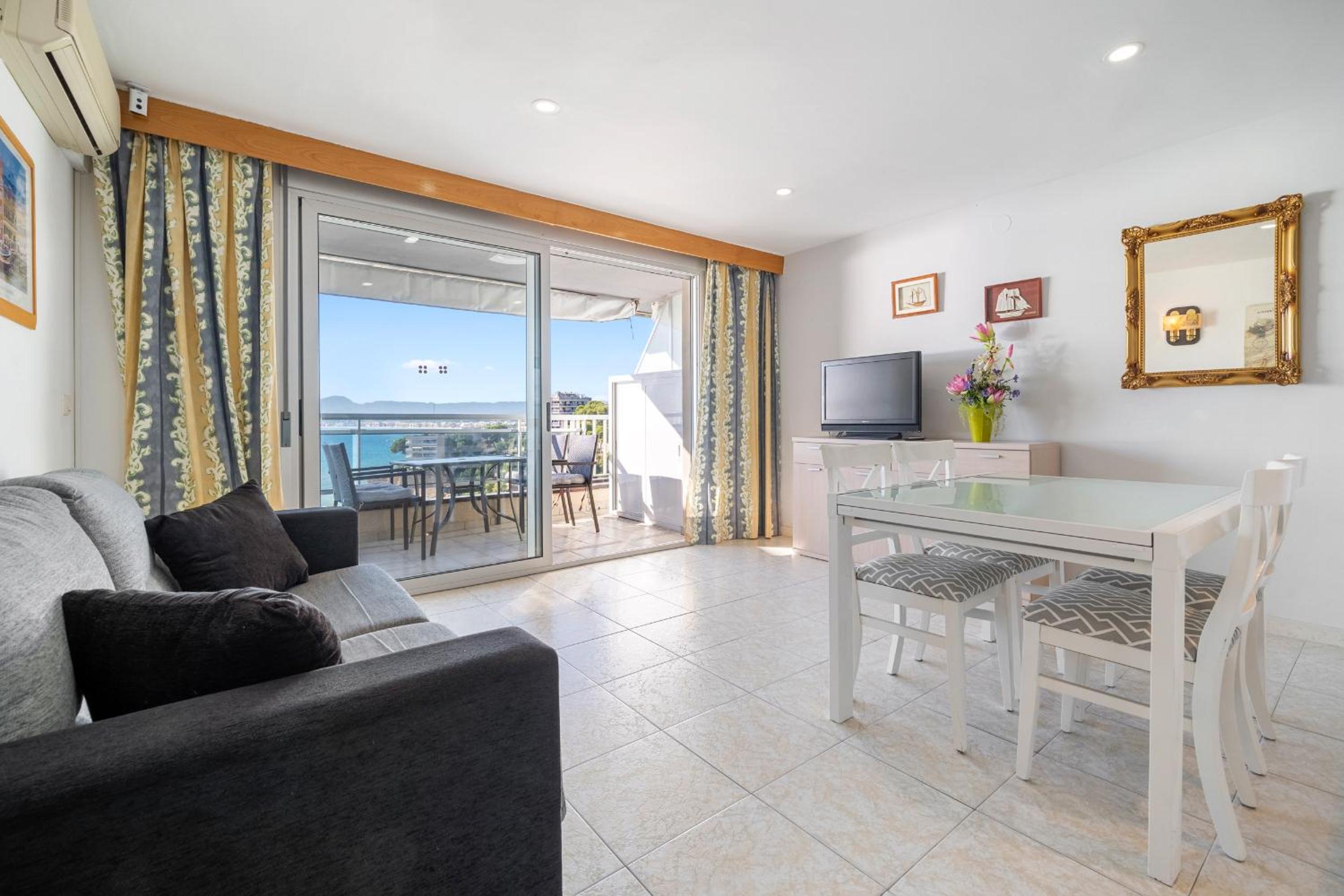 Apartamento con vista al mar