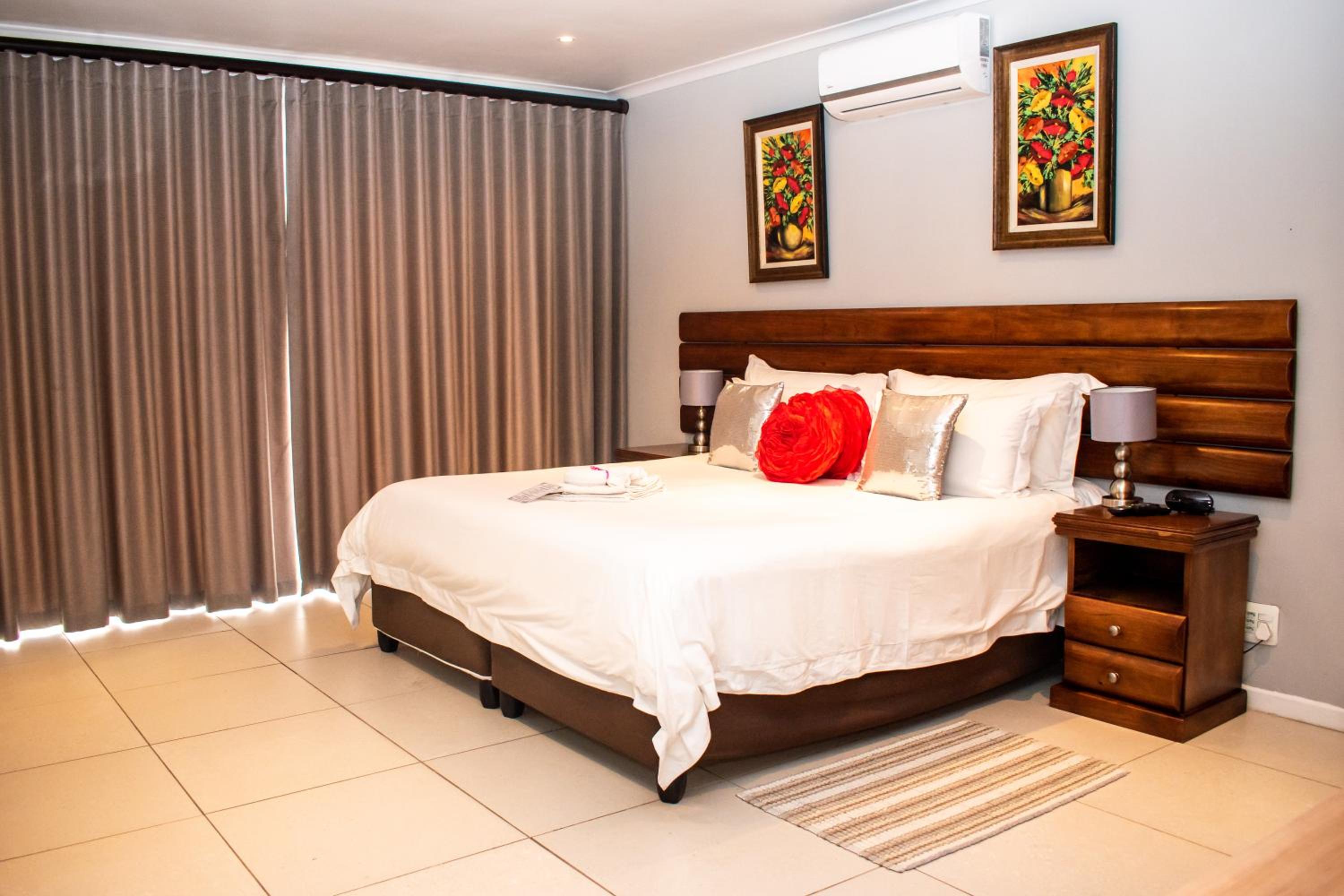 Superior Double or Twin Room - Photo 4